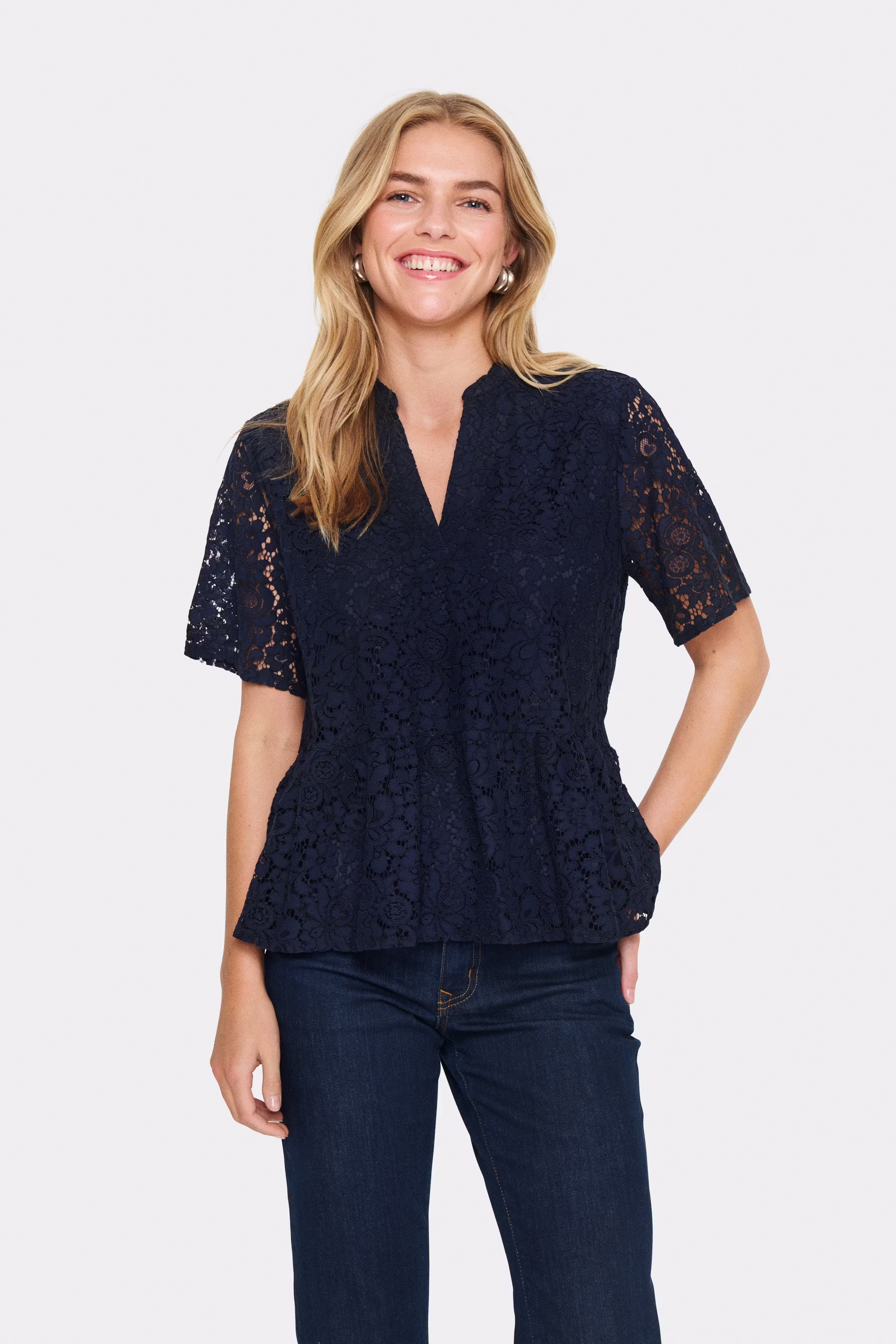 ZannaSZ Blouse LOOKBOOK FRONT 30513832-193924