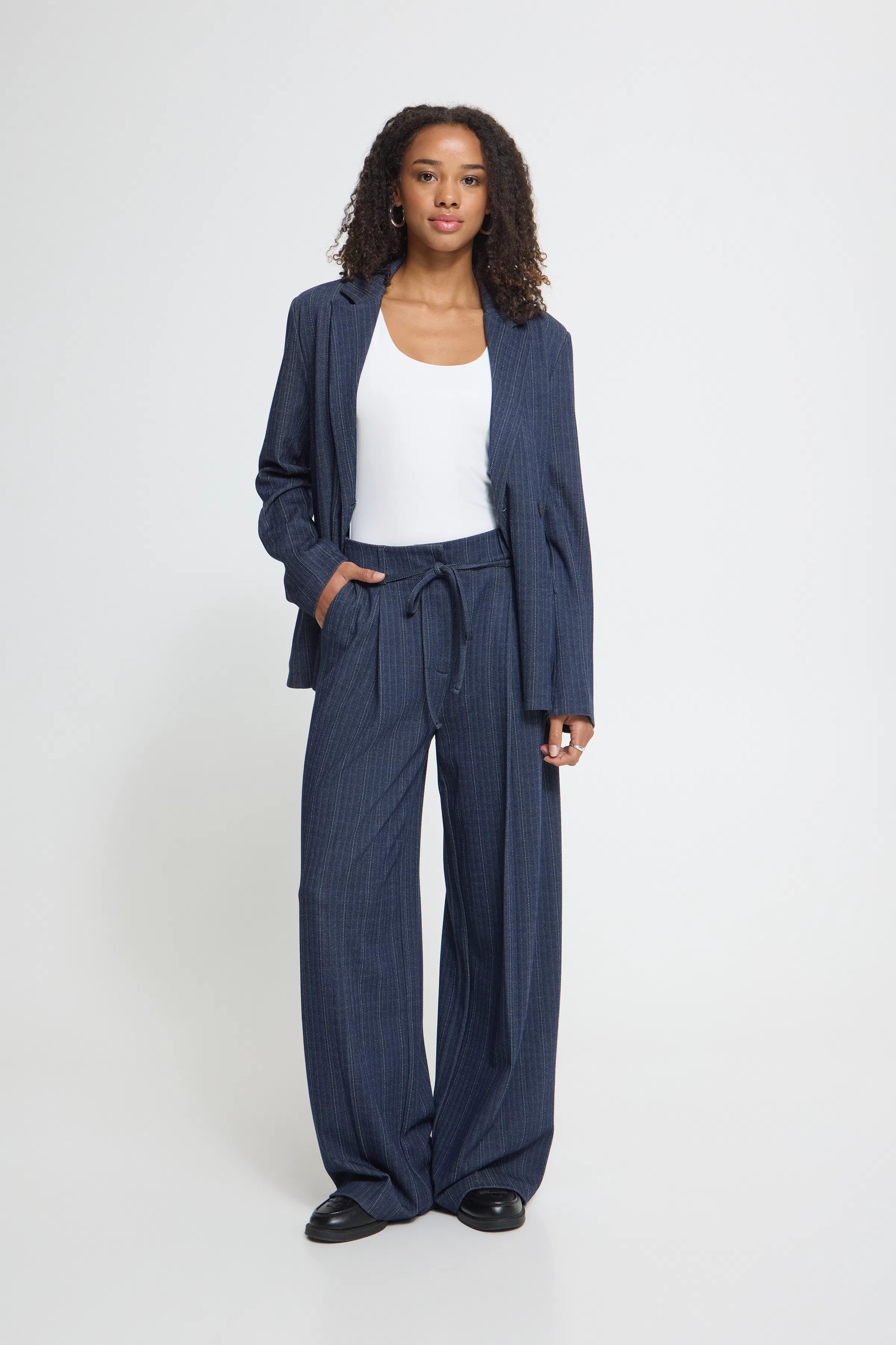 IHKATE Hose LOOKBOOK FRONT 20126820-900012837