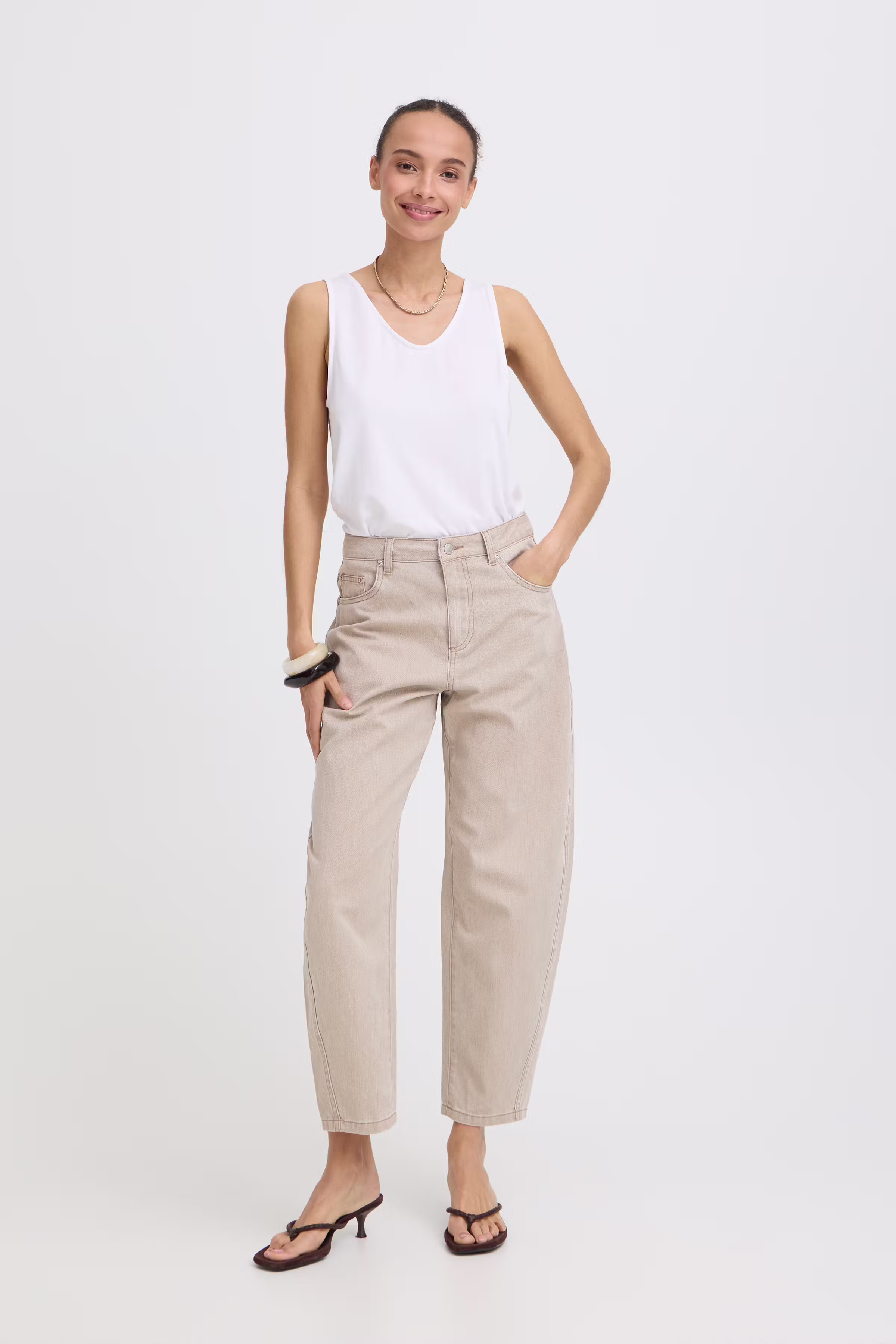 BYREXIMA Top LOOKBOOK FRONT 20806231-110601