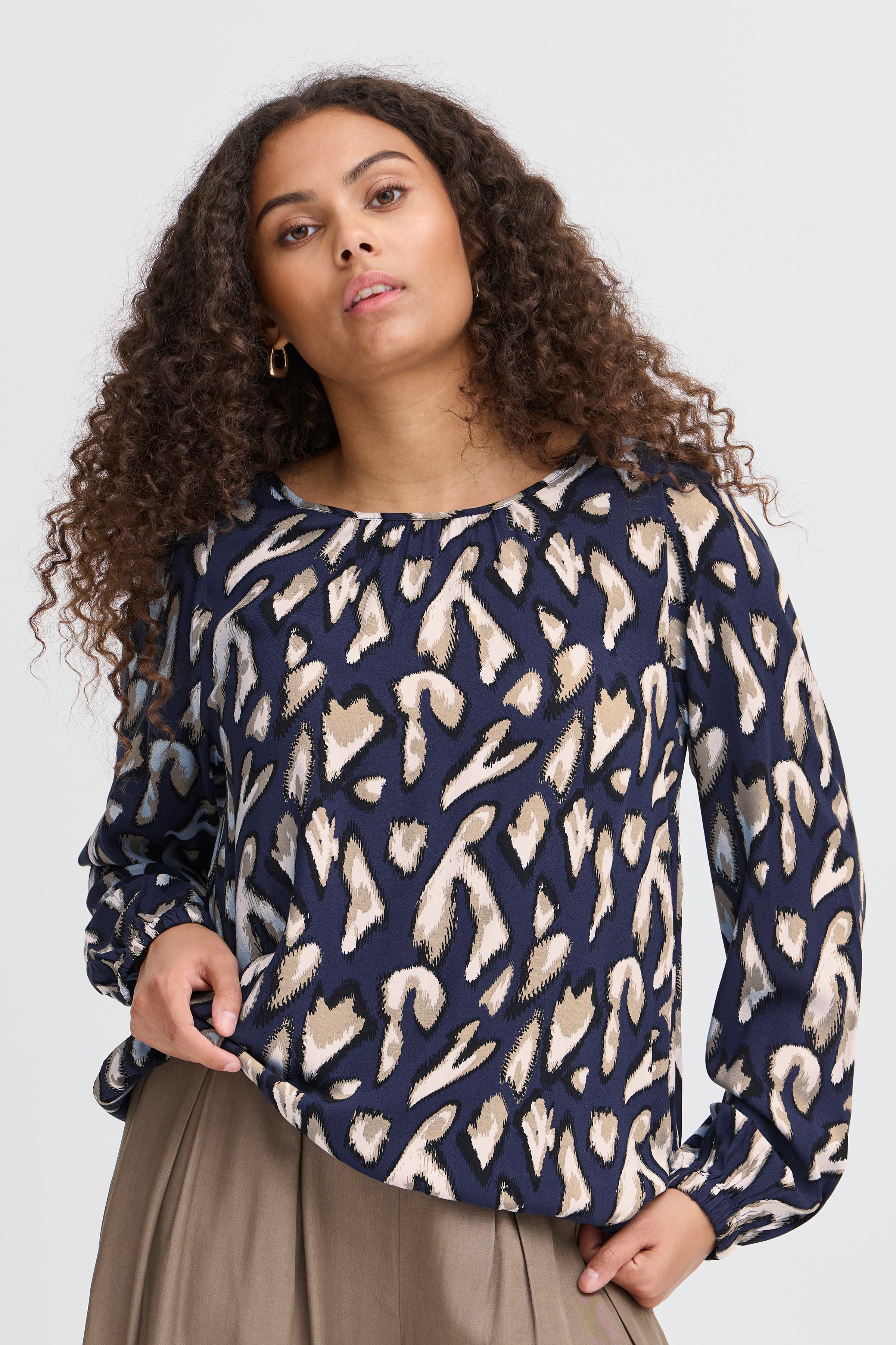 FRFLOWY Långärmad blus LOOKBOOK FRONT 20615119-204193