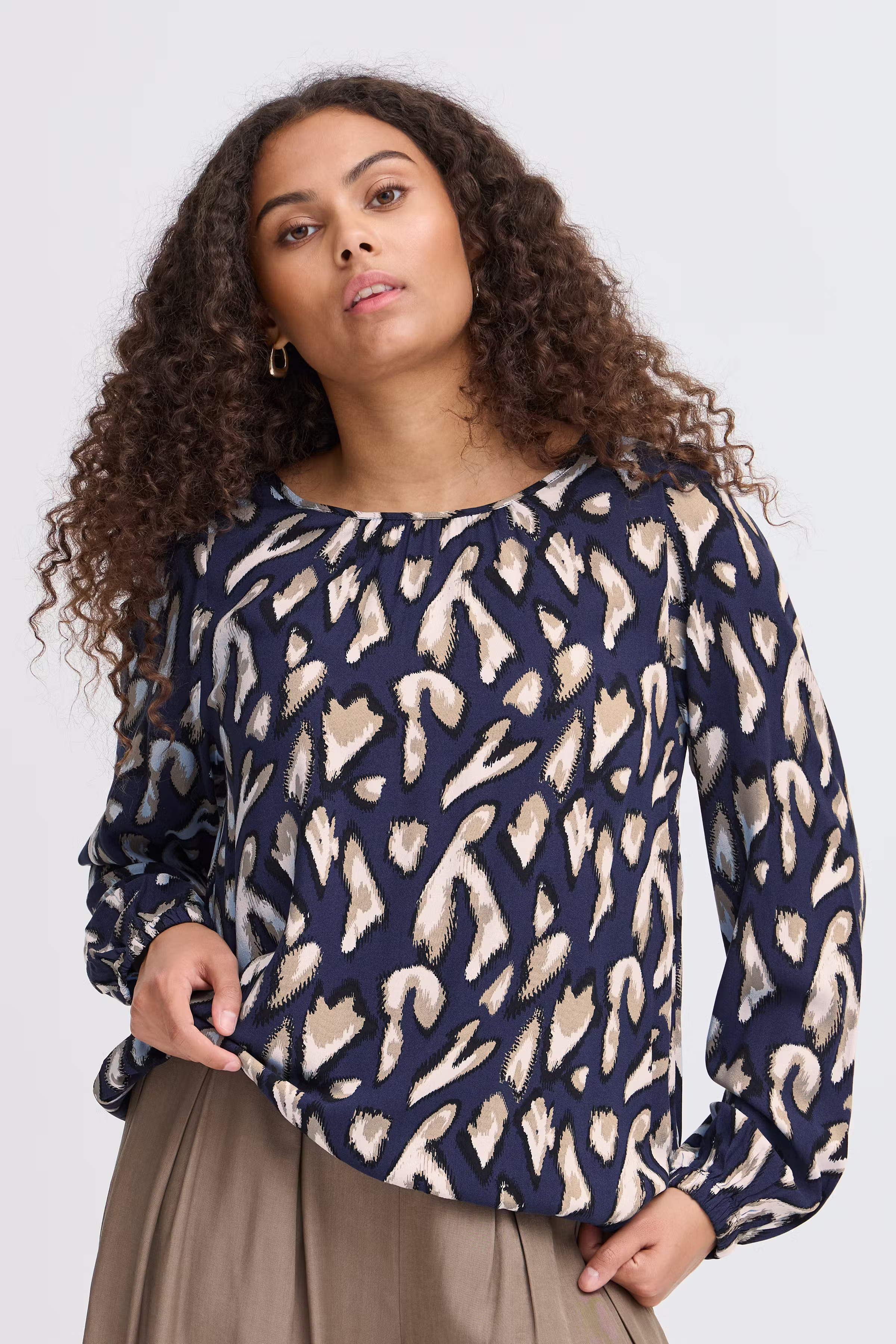 FRFLOWY Langermet bluse LOOKBOOK FRONT 20615119-204193