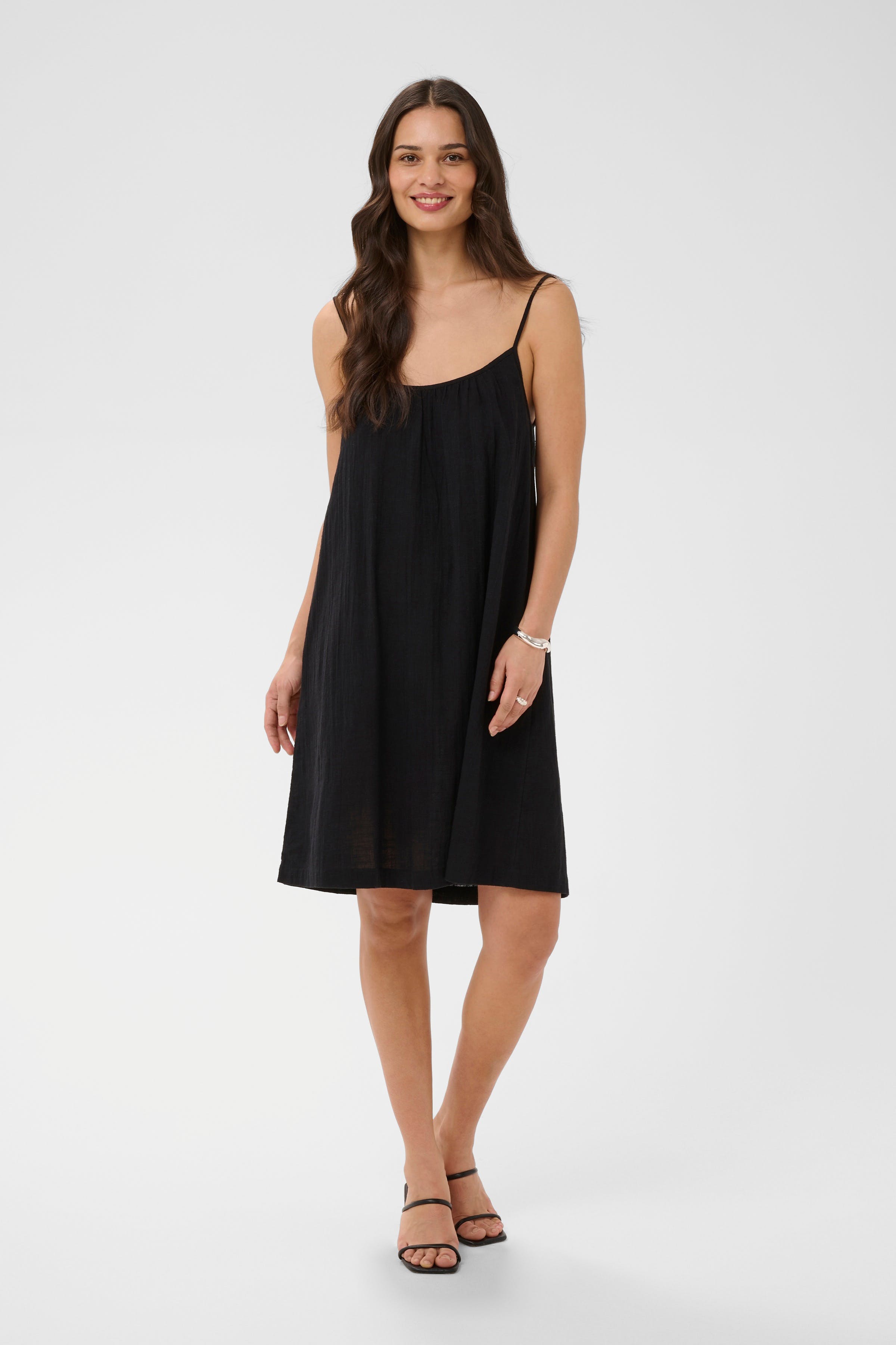 KApauline Dress LOOKBOOK FRONT 10511723-100121