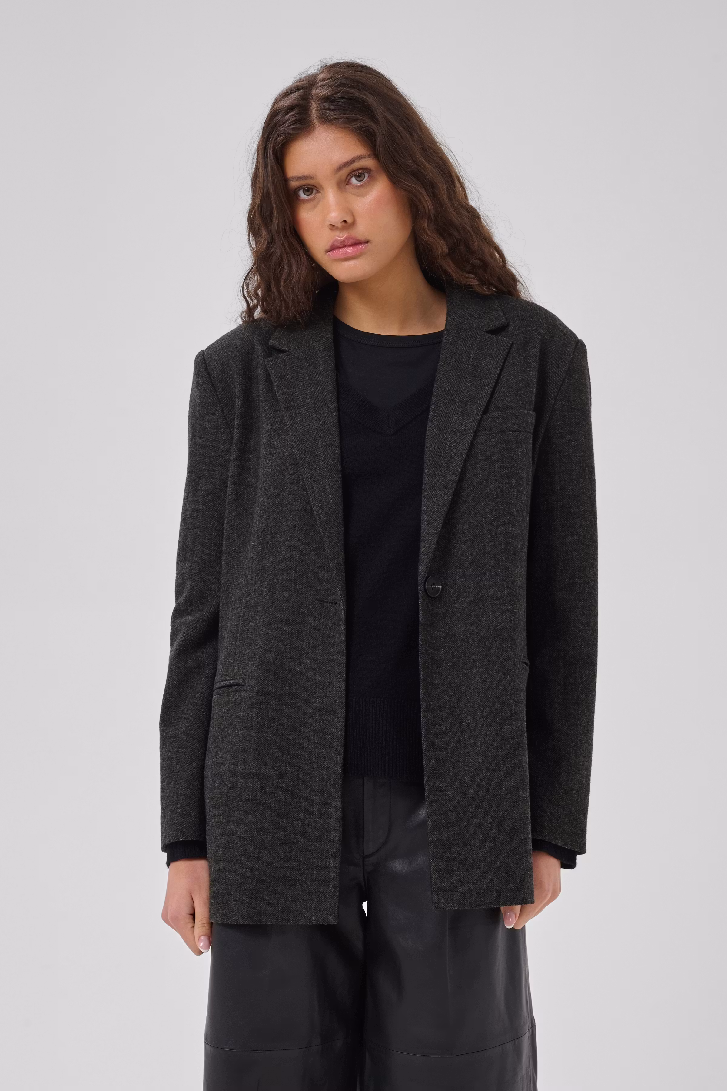 MWLayla Blazer LOOKBOOK FRONT 10705688-100379