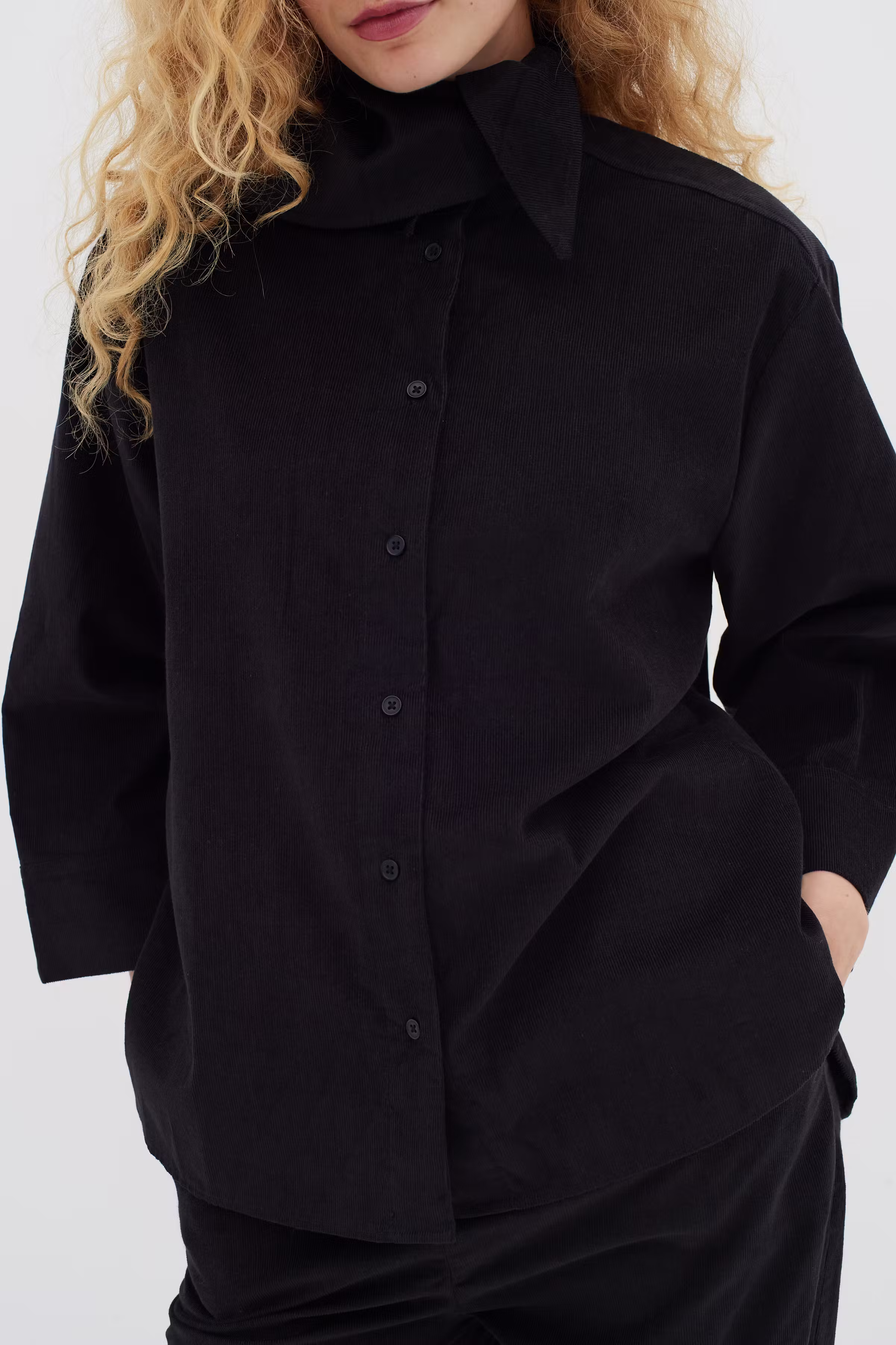 CarmenIW Velvet Shirt LOOKBOOK DETAIL 30108961-194008