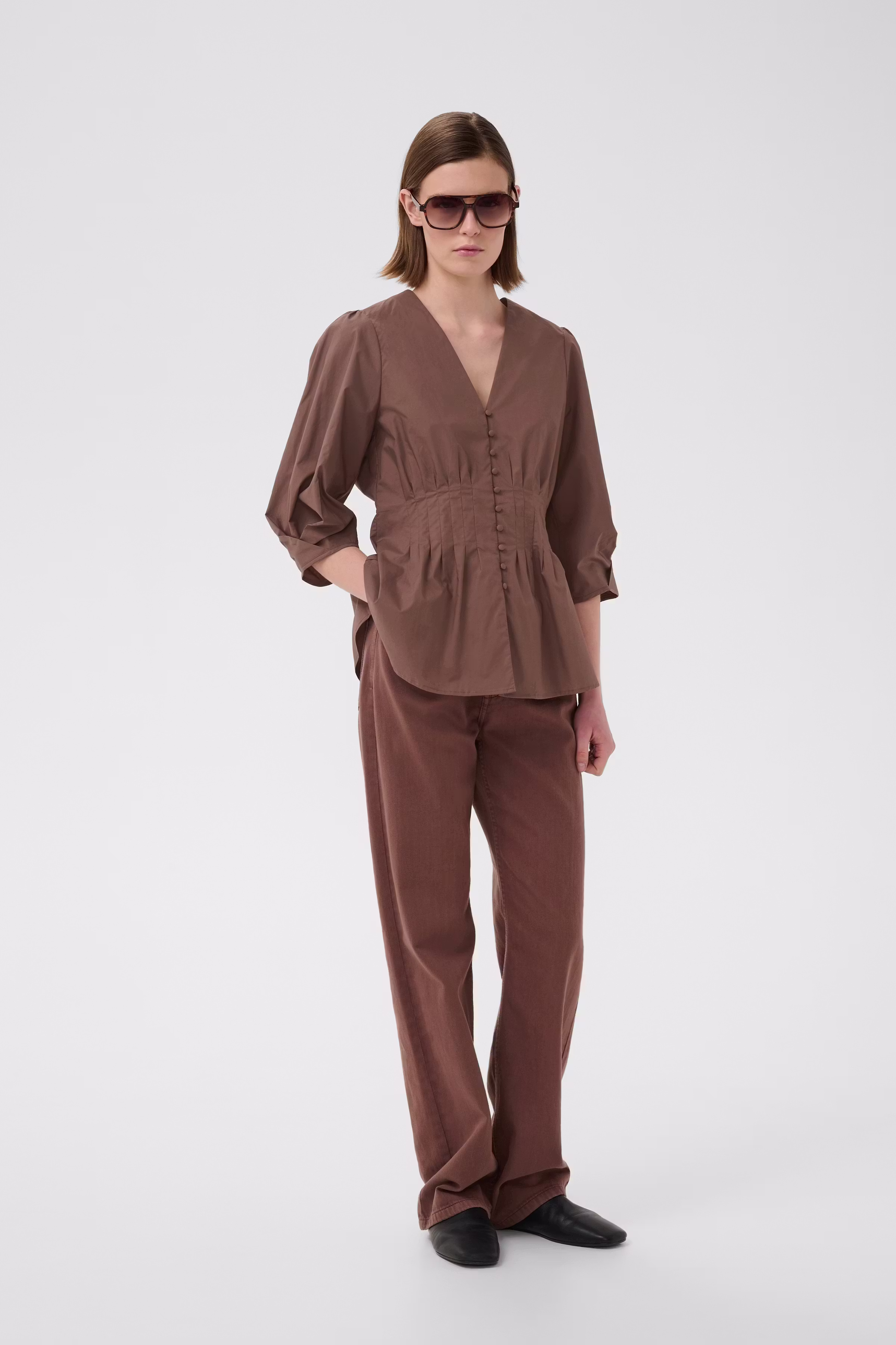 HAZEIW Top LOOKBOOK FRONT 30112710-181307