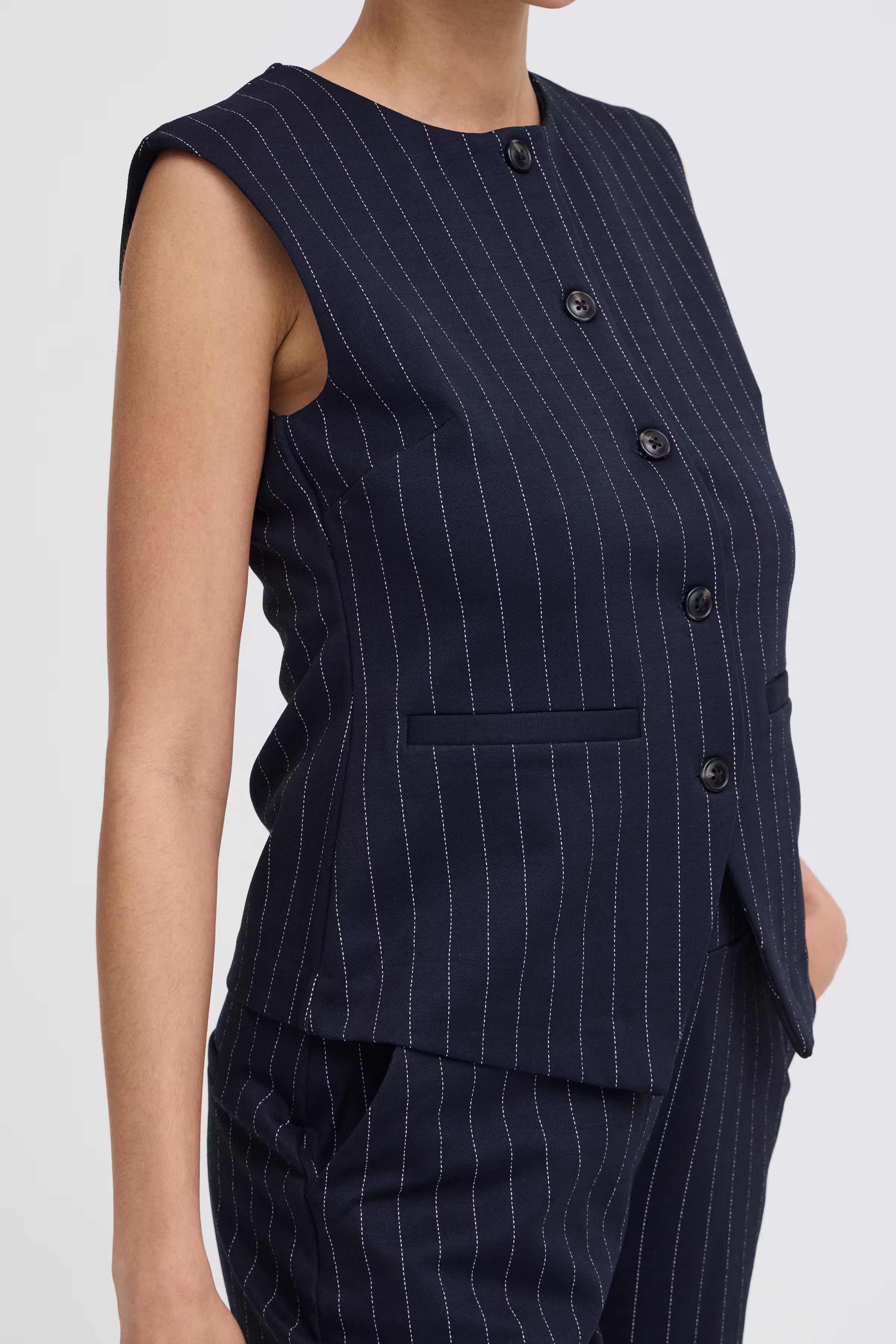 BYROWAN Väst LOOKBOOK DETAIL 20819294-900010648