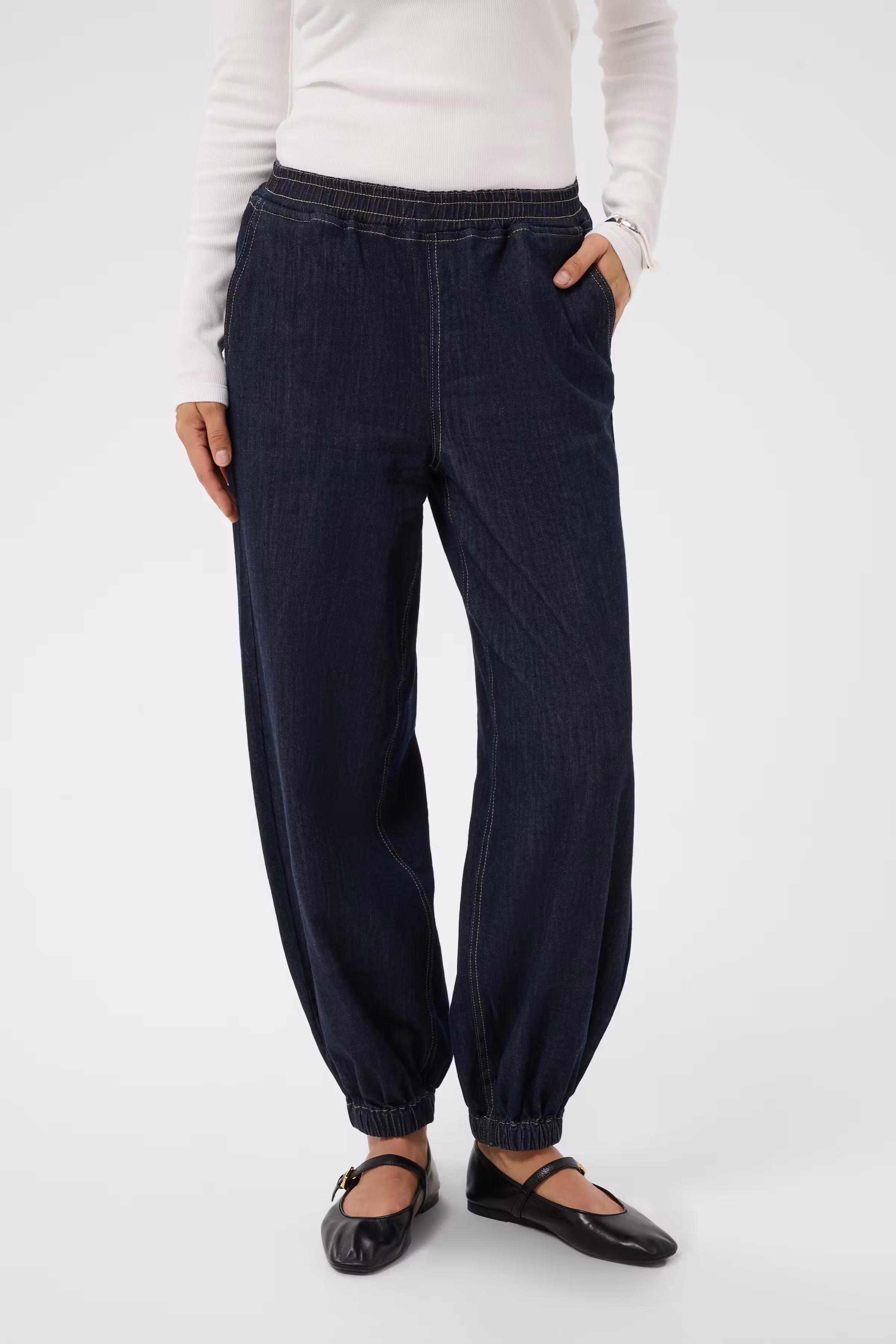 KAmolly Jeans LOOKBOOK FRONT 10512103-102990