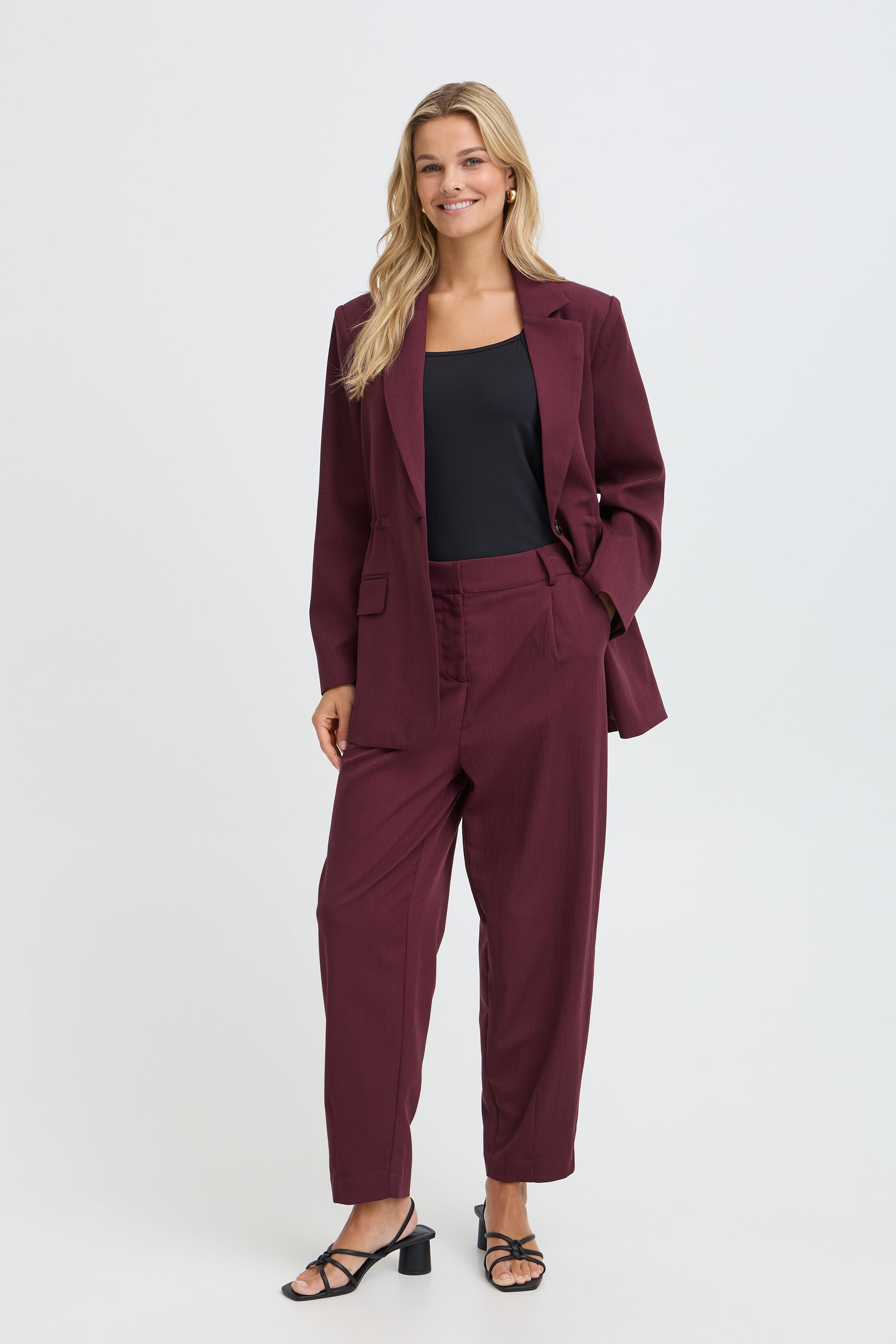 FRNALIA Hose LOOKBOOK FRONT 20618638-191627