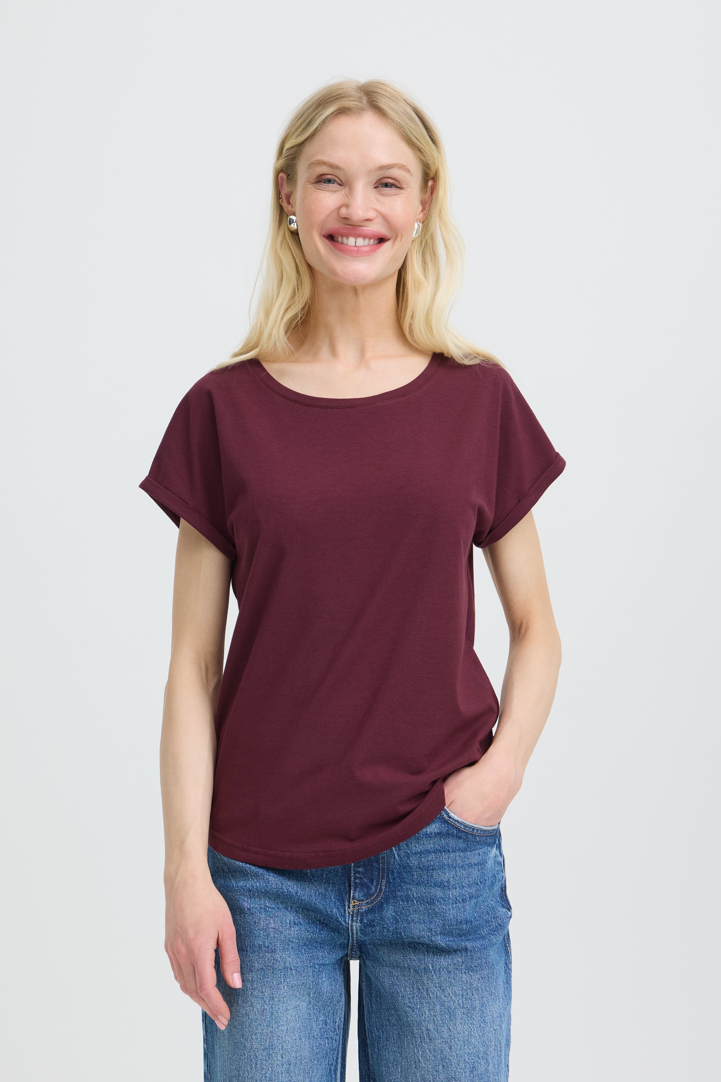 PAMILA T-shirt LOOKBOOK FRONT 20804205-191718