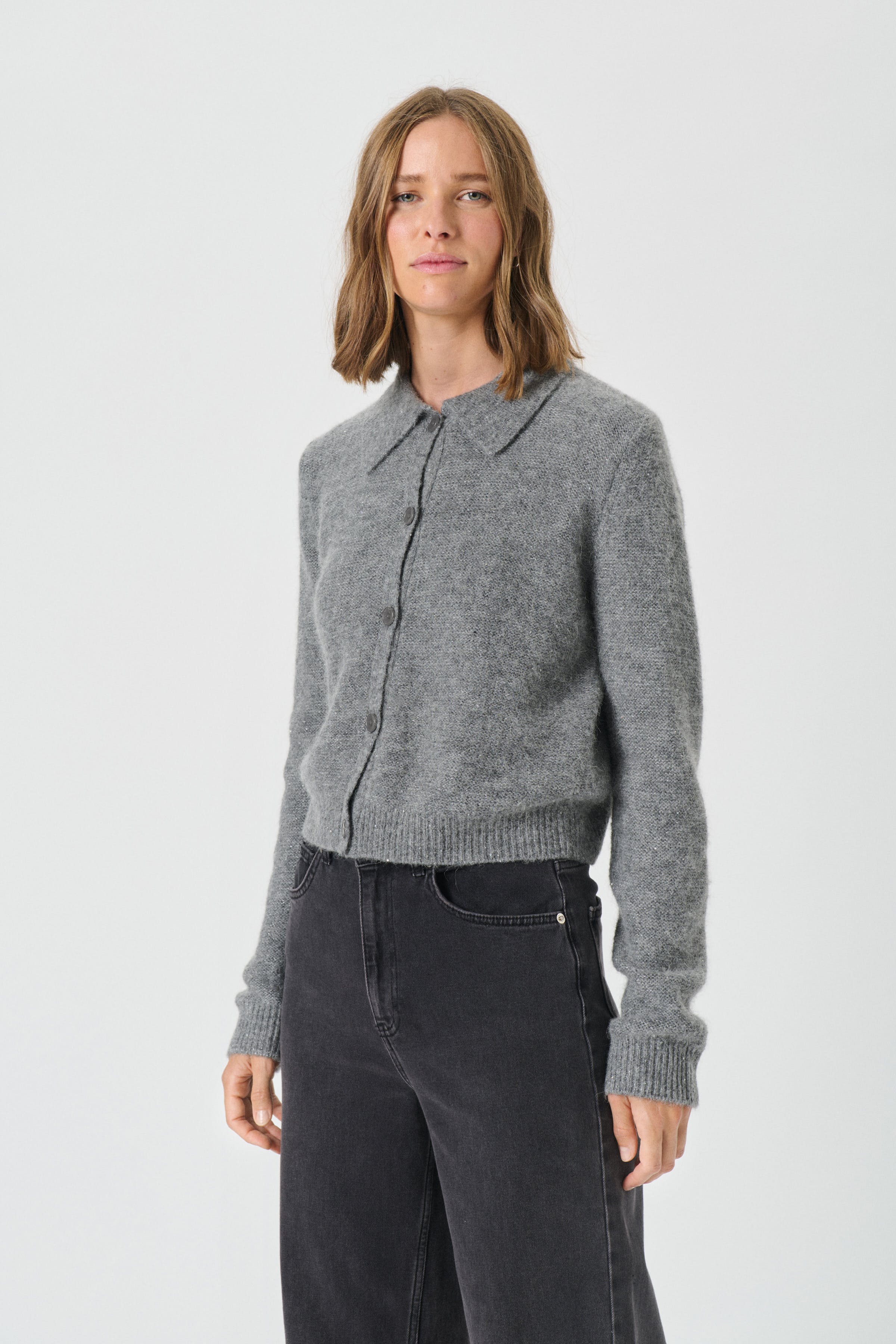 UlricaPW Cardigan LOOKBOOK FRONT 30310207-1802011