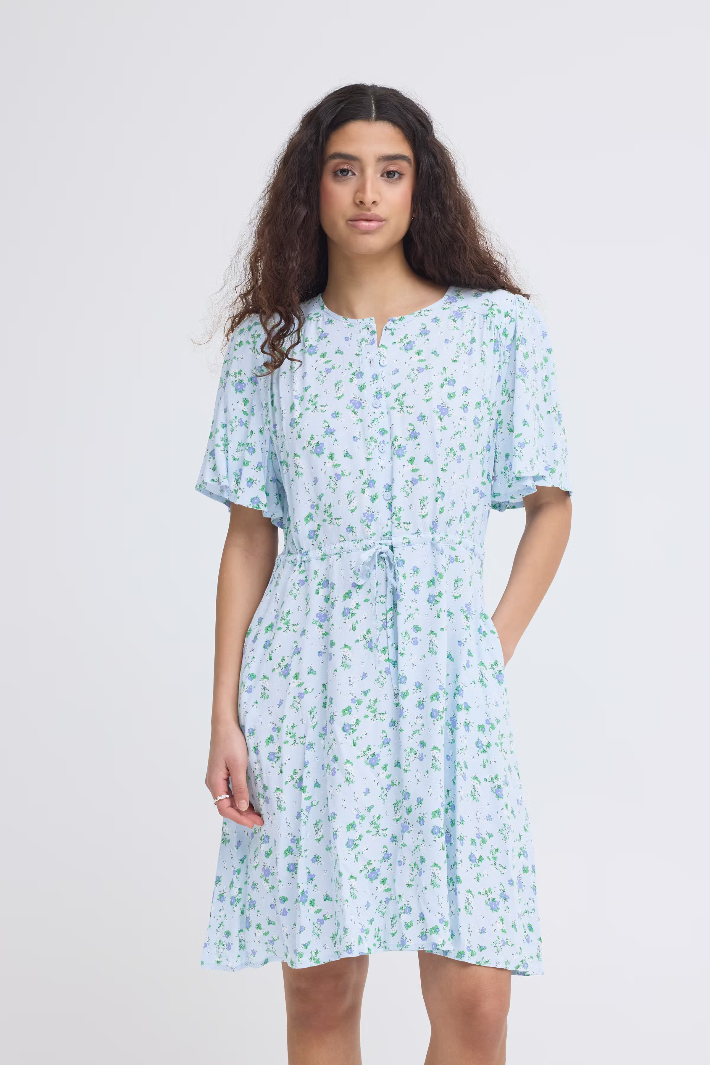 IHVERA Kjole LOOKBOOK FRONT 20125994-900007500