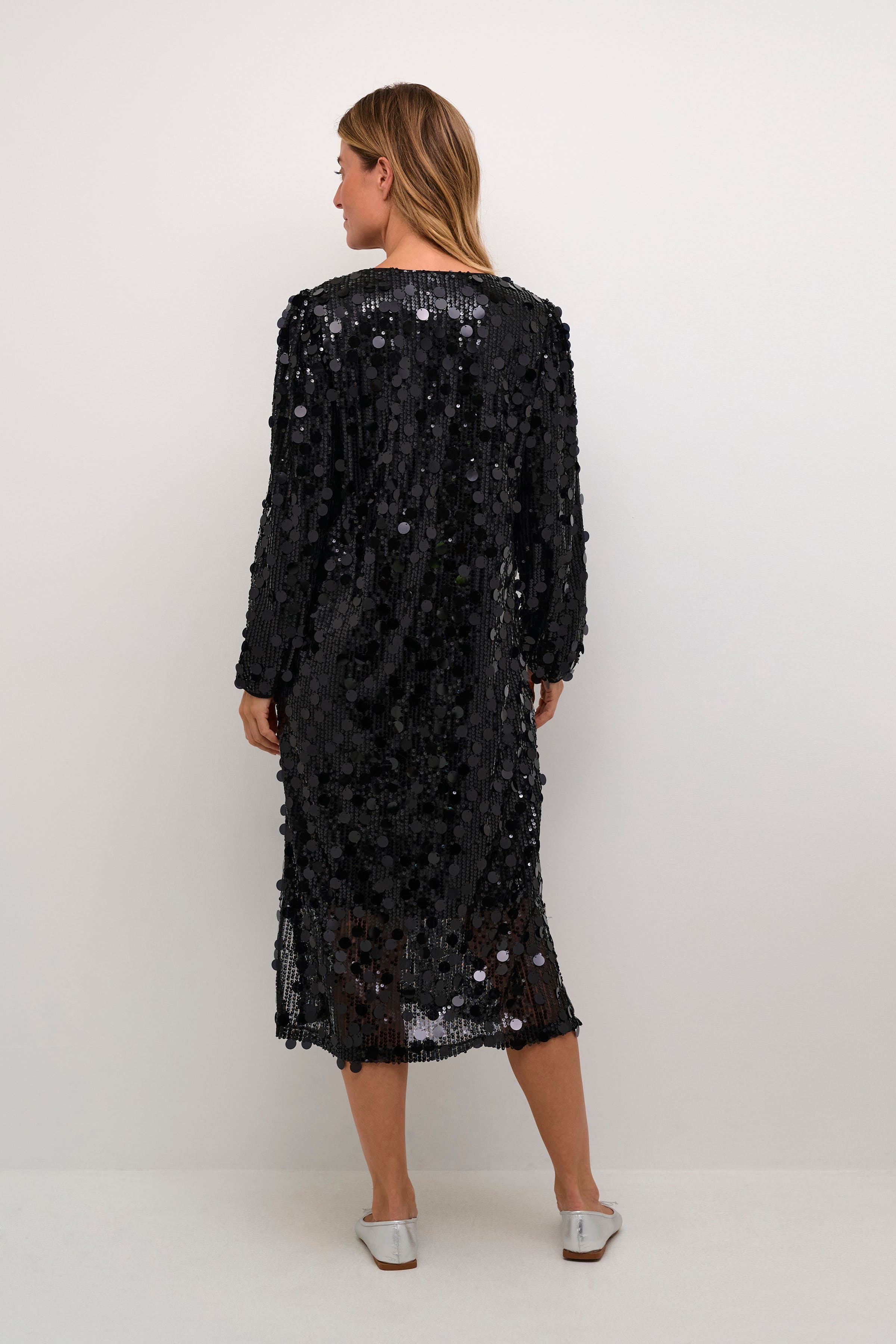 CRShine Sequin dress LOOKBOOK BACK 10612981-100120