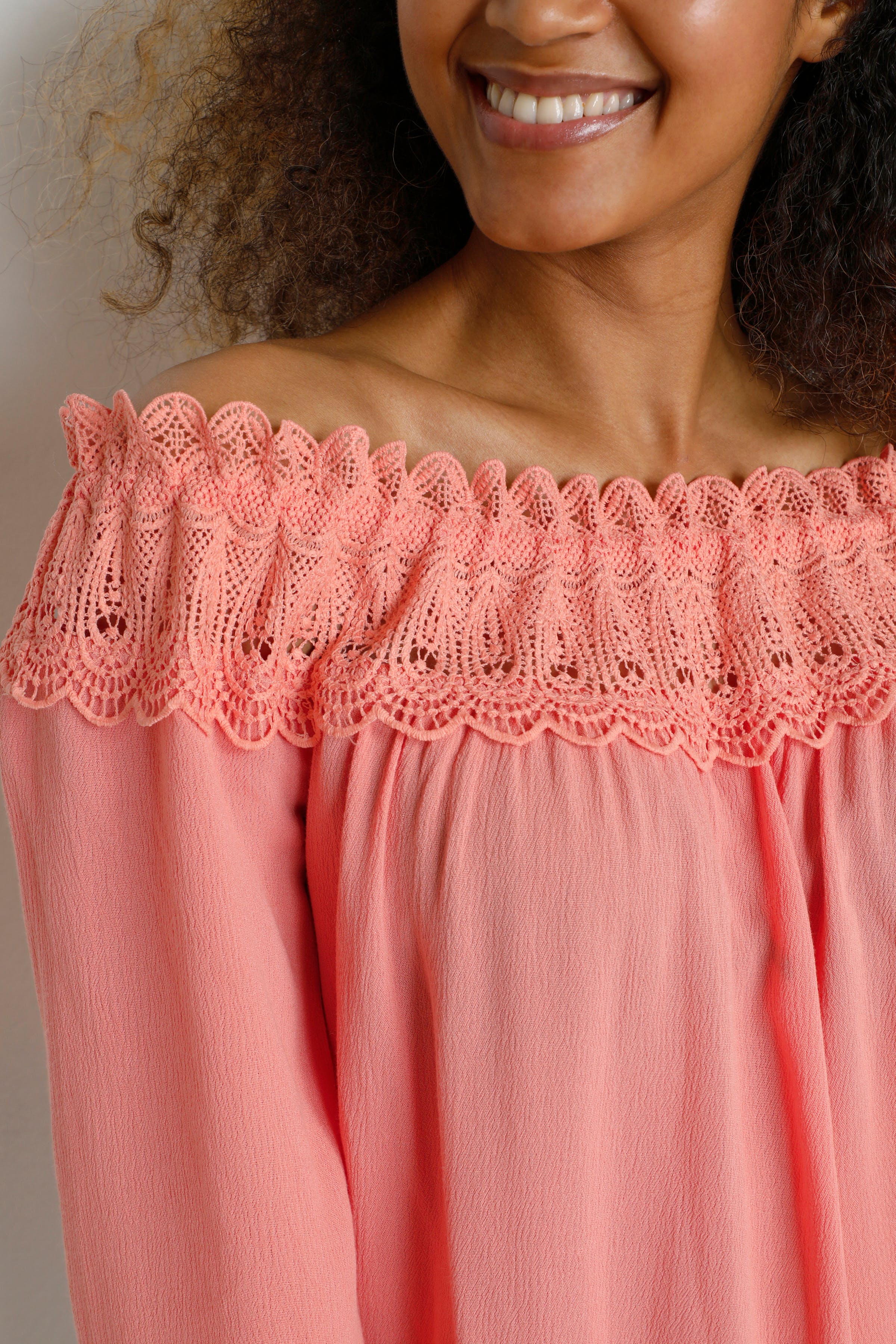 CRBea Bluse LOOKBOOK DETAIL 10608022-161529