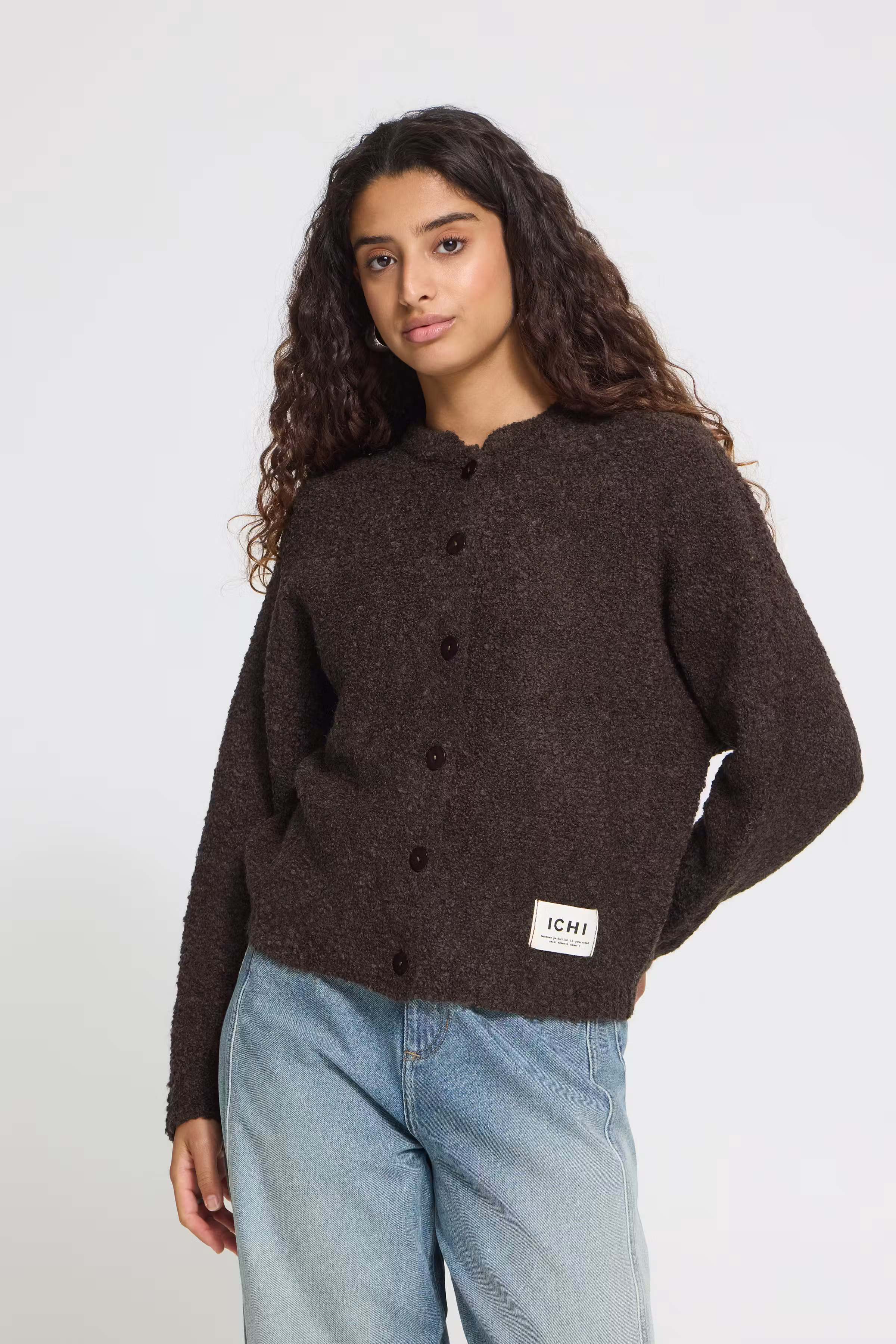 IHSARISA Cardigan LOOKBOOK FRONT 20126450-190915