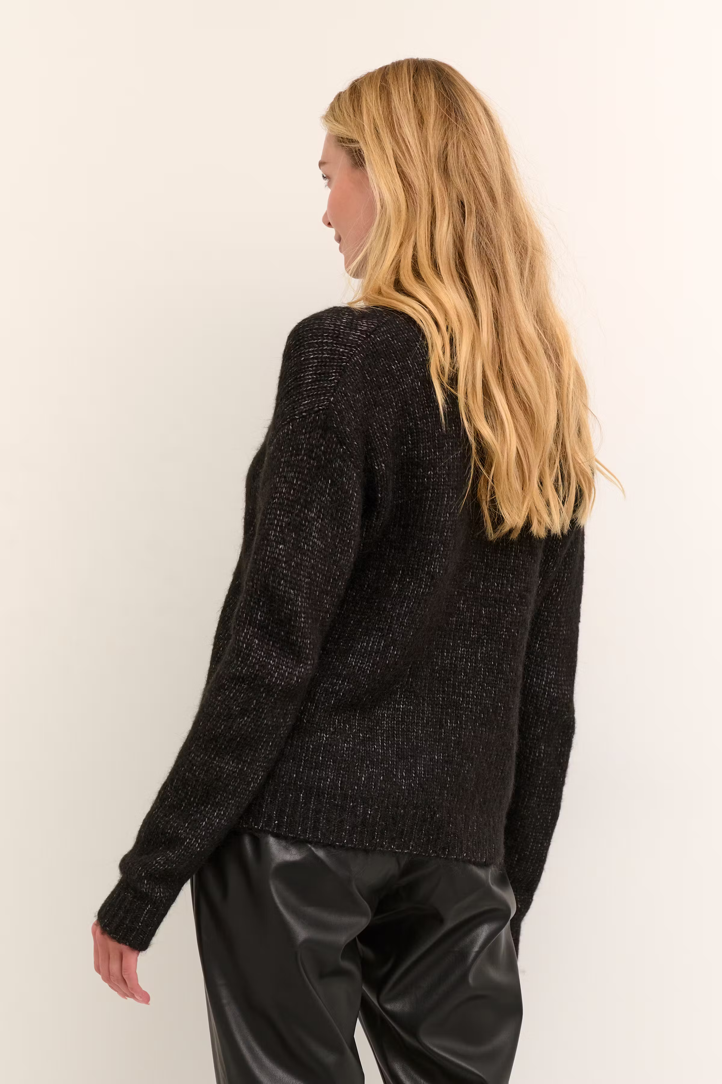 KAsarla Pullover LOOKBOOK BACK 10506899-103406