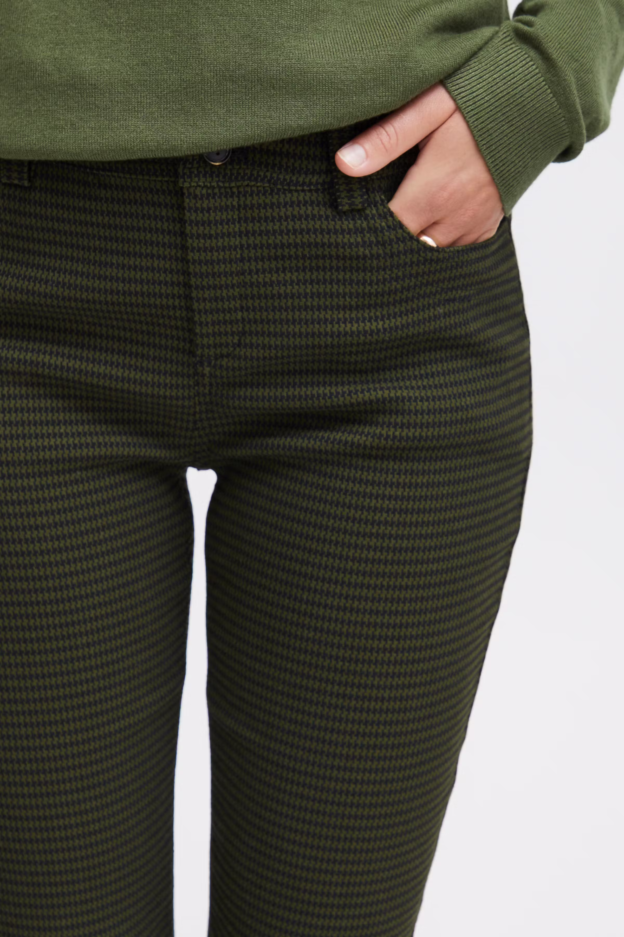 FRMILLA Hose LOOKBOOK DETAIL 20612929-202350