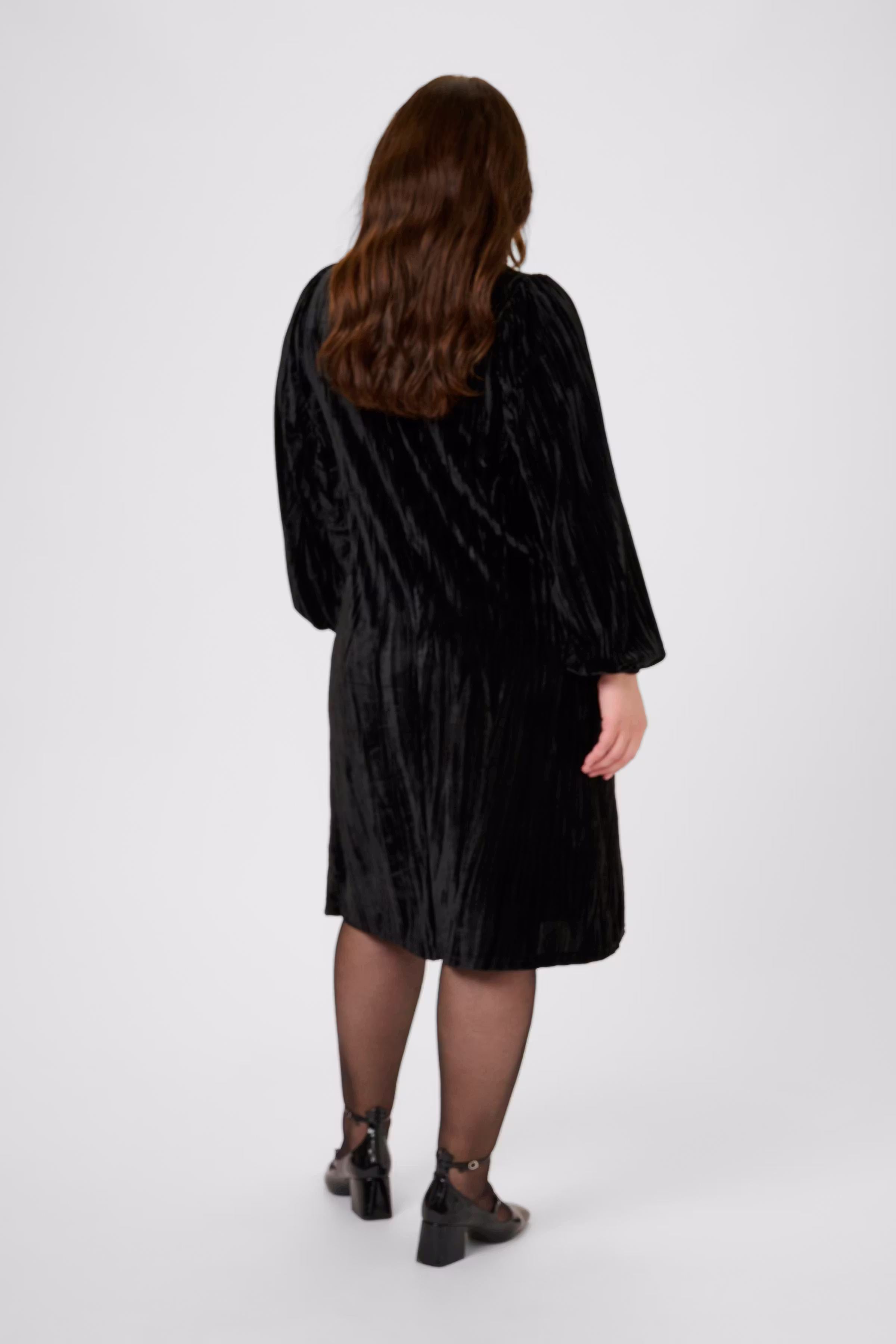 KCeliva Kjole LOOKBOOK BACK 10583803-100121