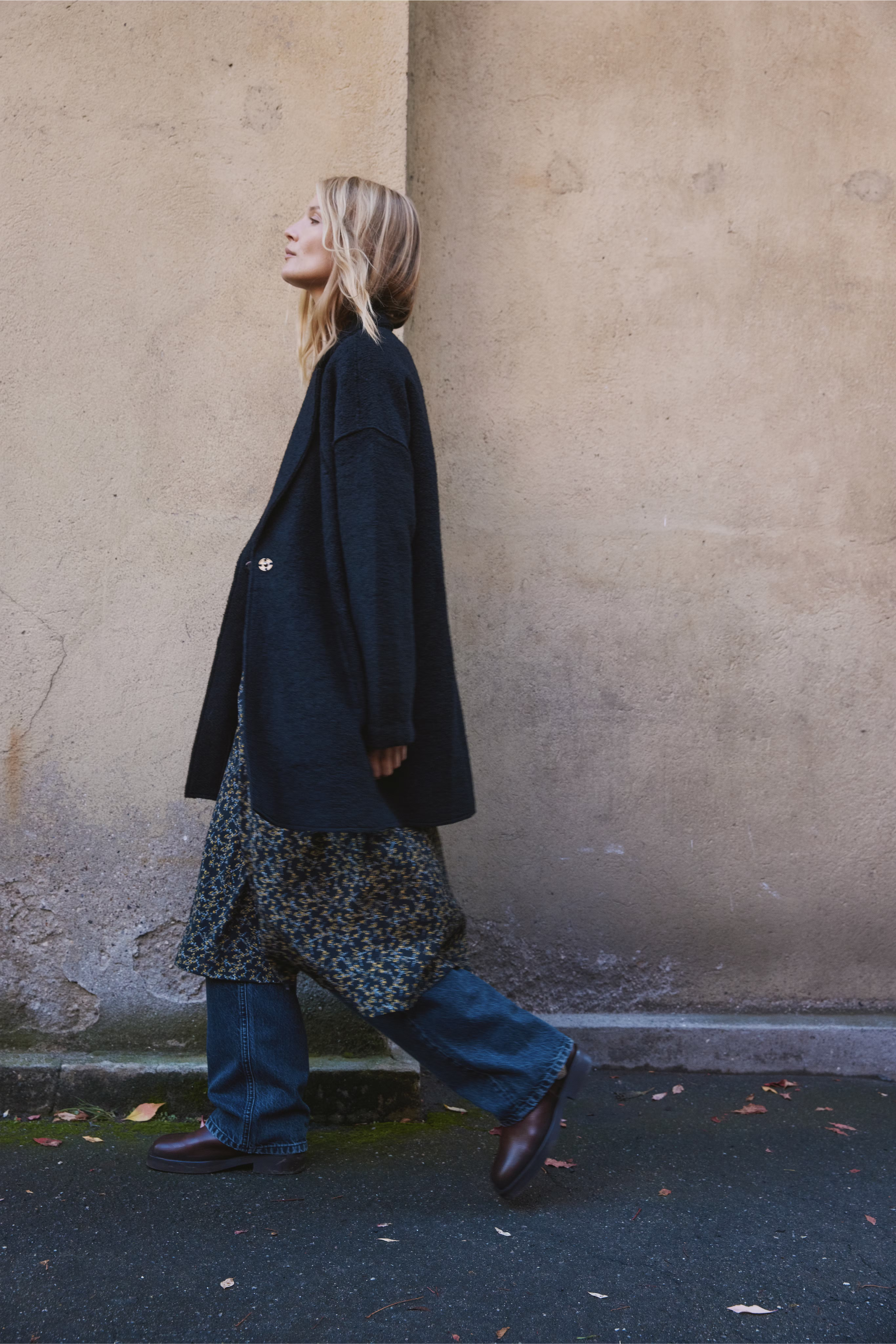 PZLULA Mantel LOCATION NONE 50209165-193911