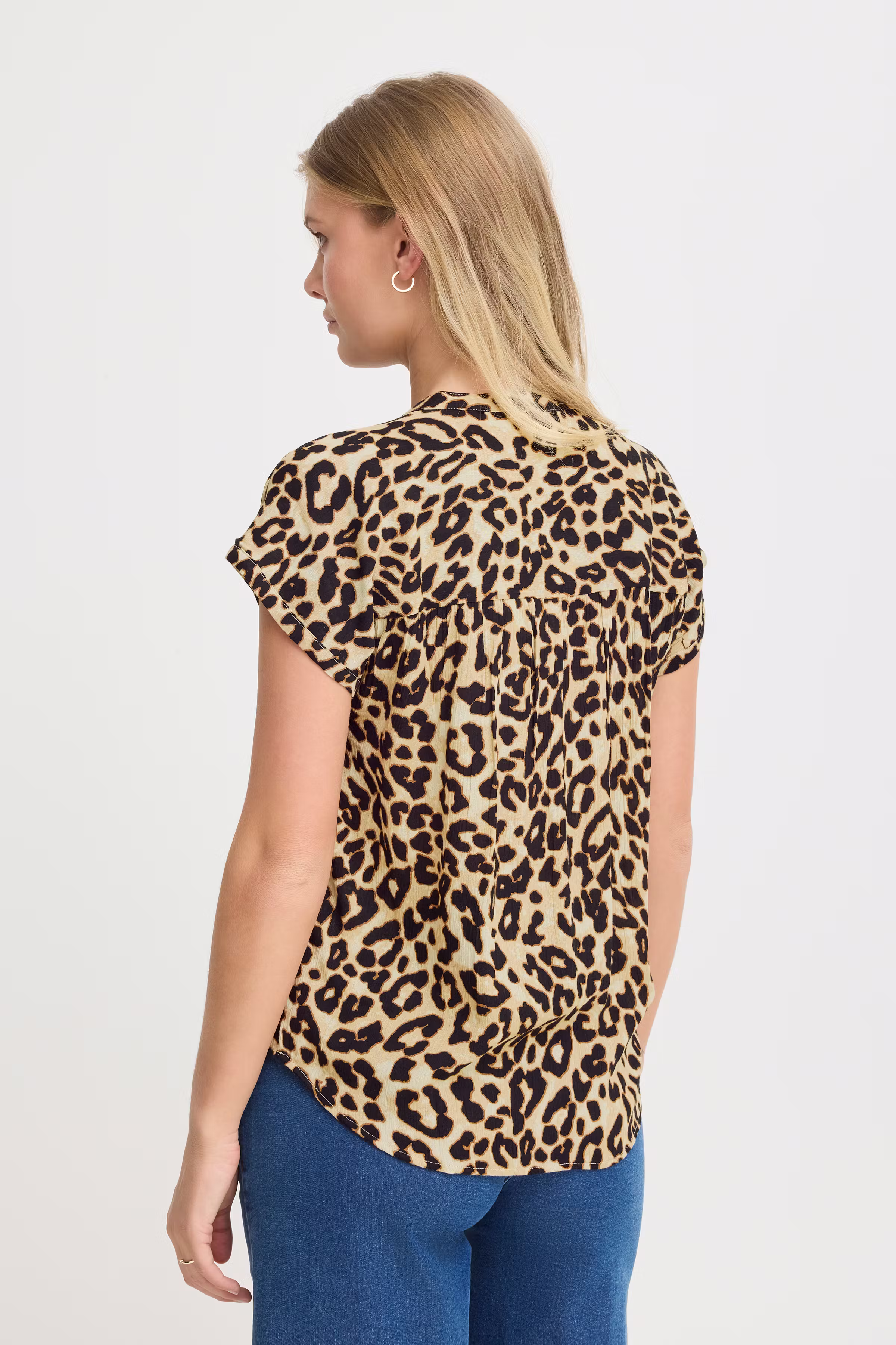 FREASE Blus LOOKBOOK BACK 20615597-204722