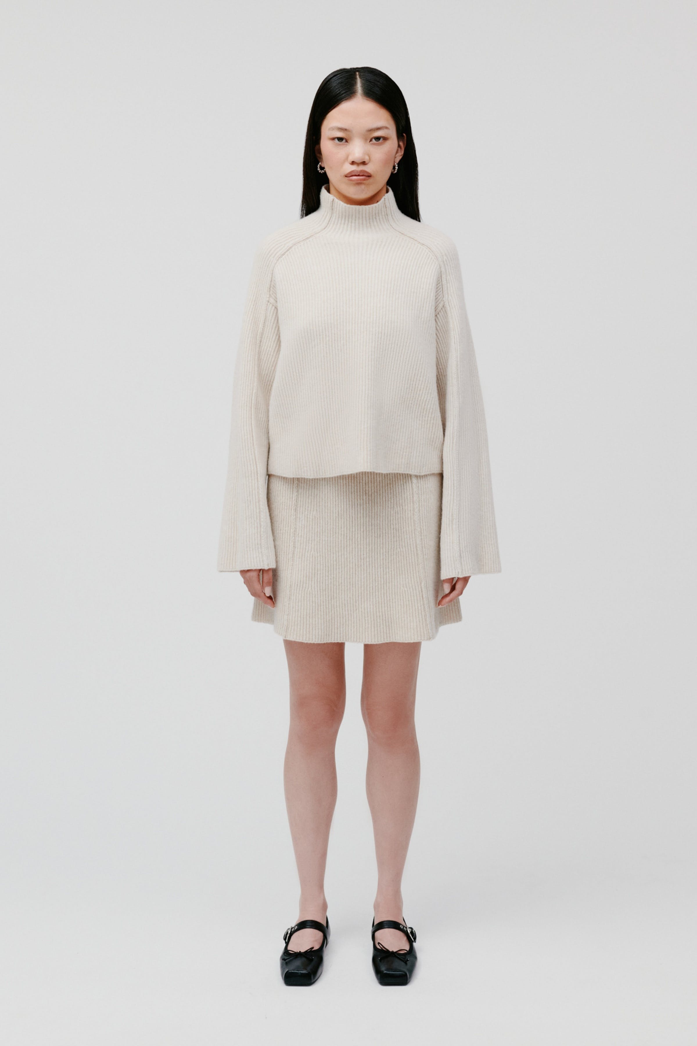 KEEVA Pullover LOOKBOOK FRONT 30600600-BE456