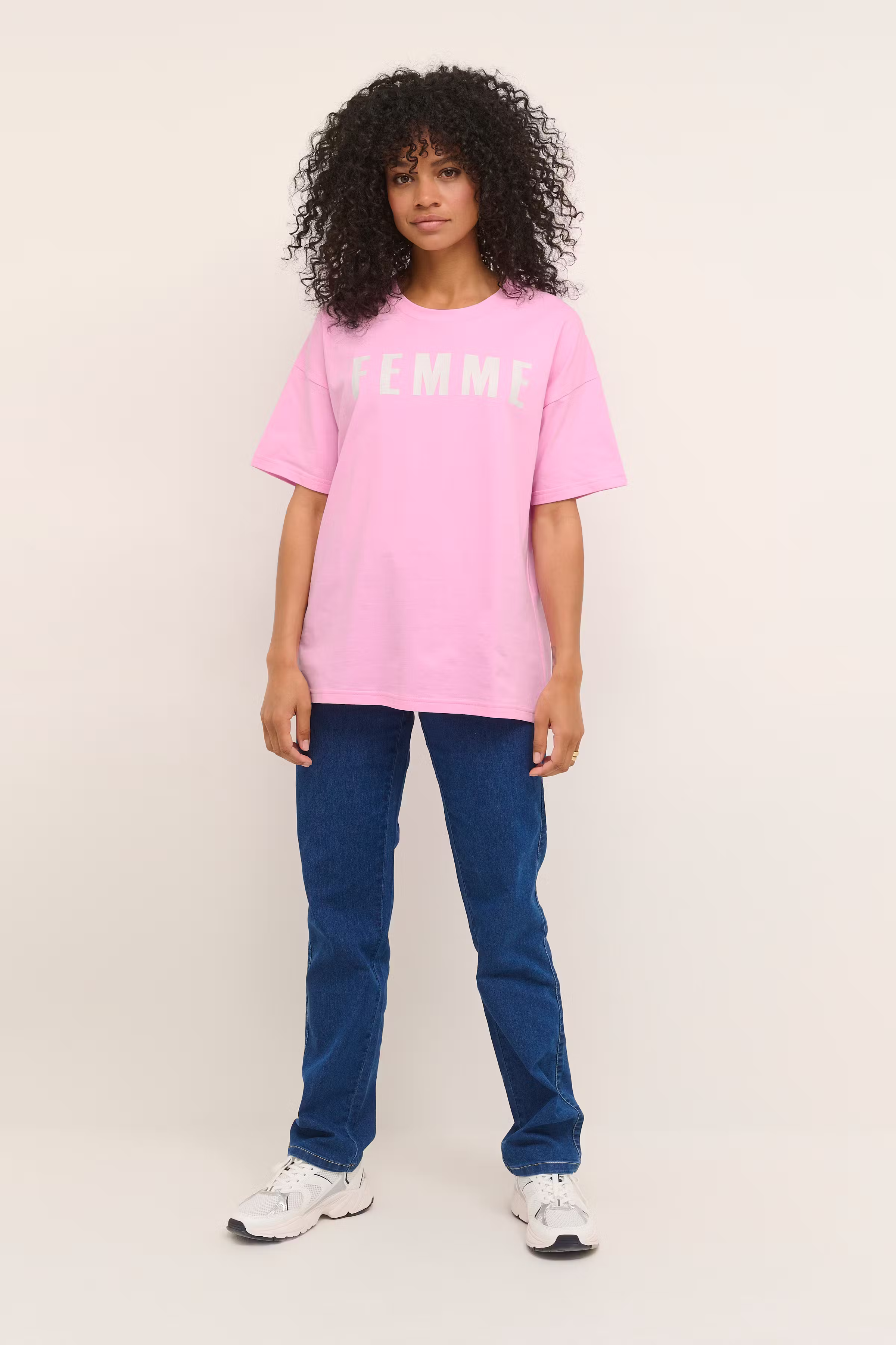 KAjulia T-shirt LOOKBOOK FRONT 10507171-152218