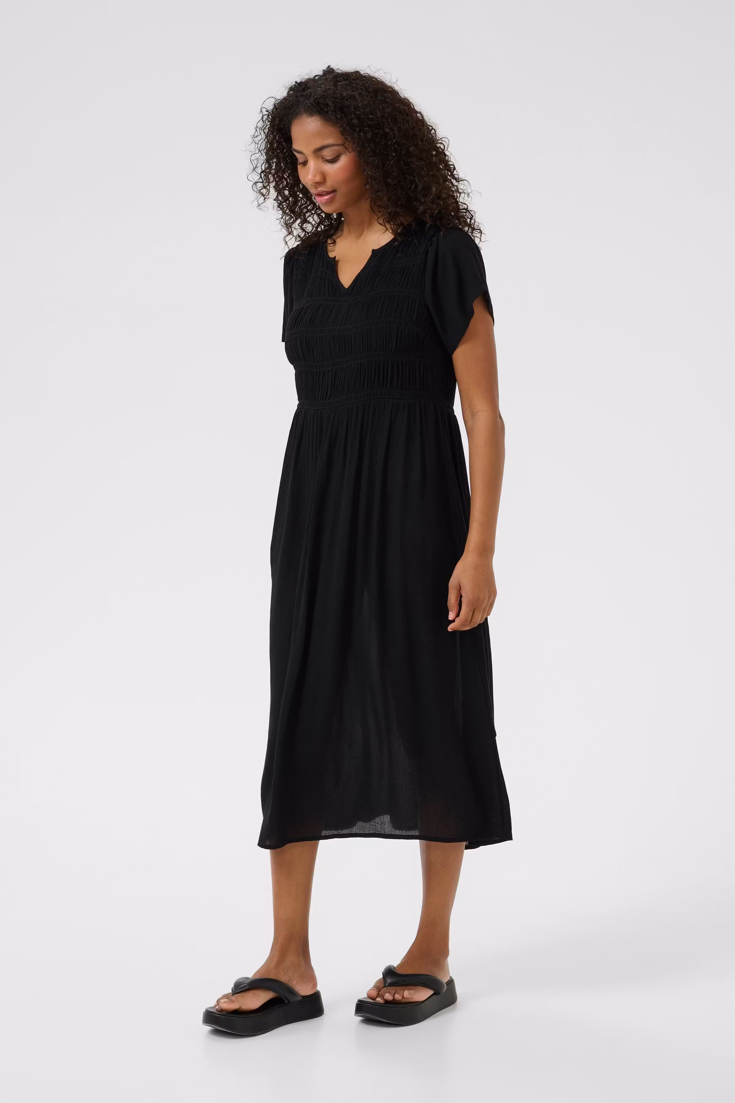 KAvalery Klänning LOOKBOOK FRONT 10511135-100121