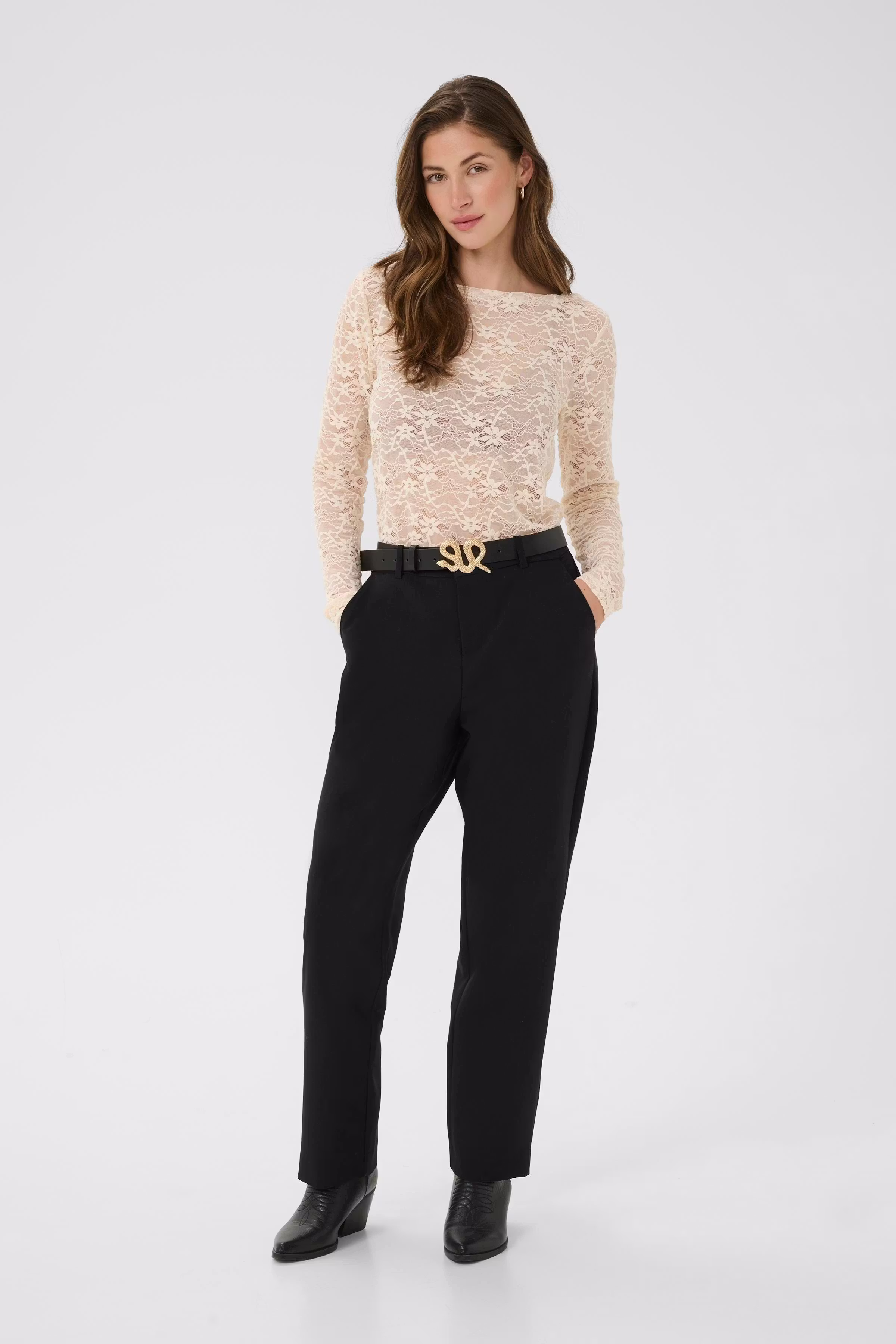 CRVeronica Bukser LOOKBOOK FRONT 10614287-100120
