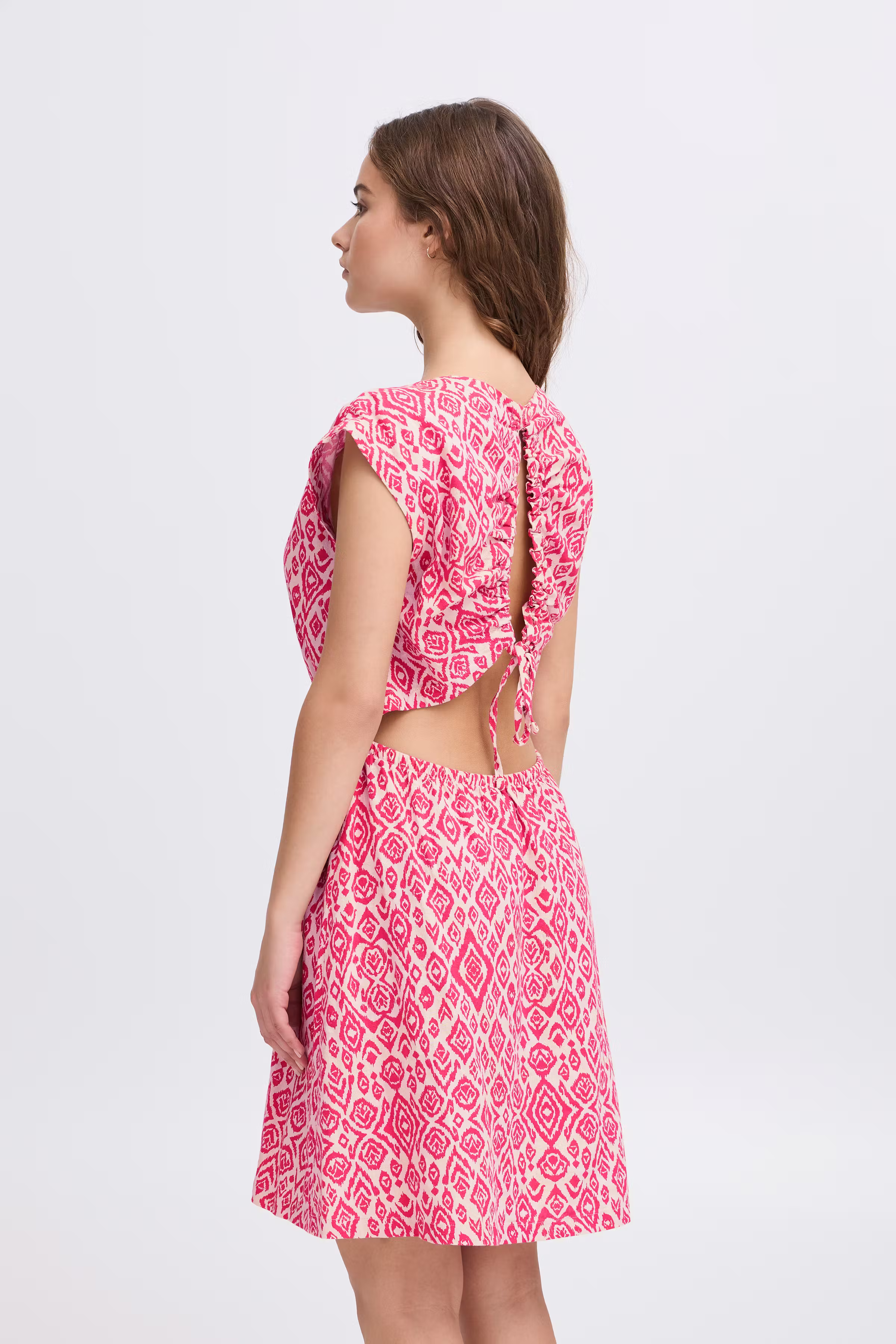 Kjole LOOKBOOK BACK 20122930-204433