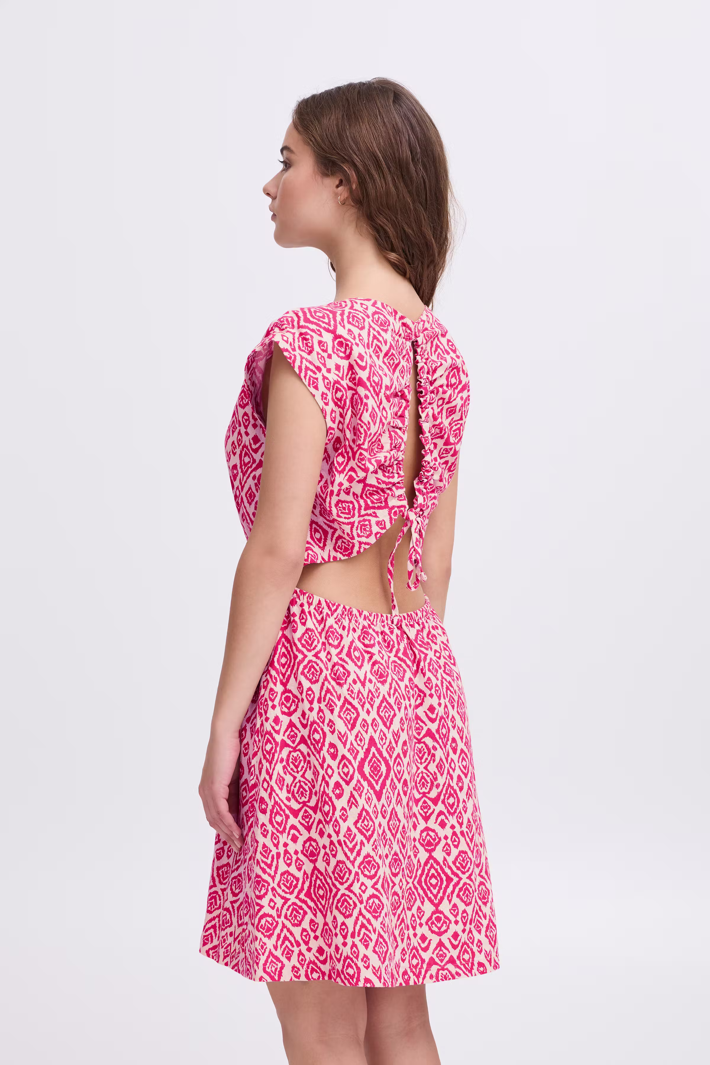 Kjole LOOKBOOK BACK 20122930-204433