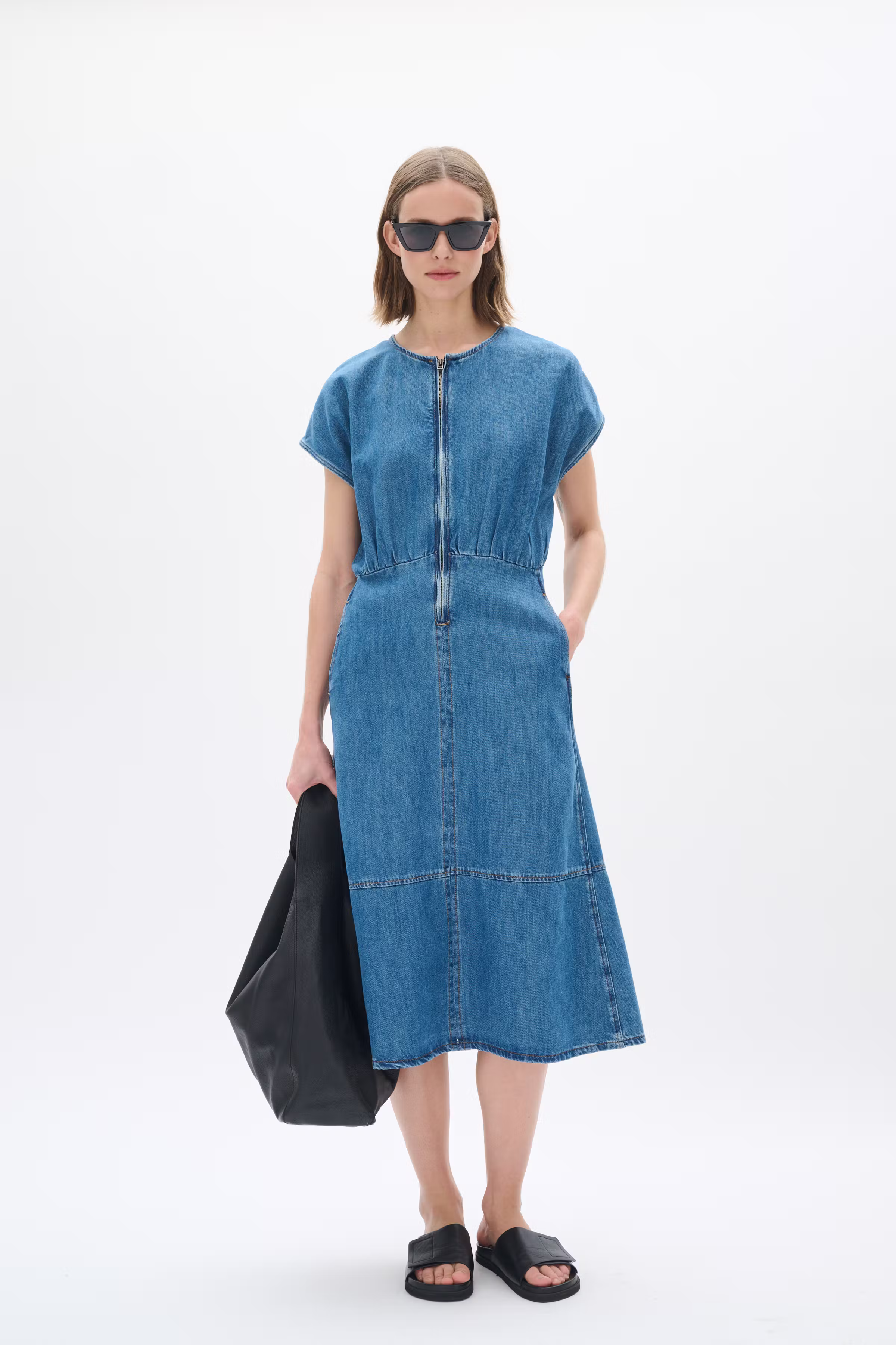 DaceyIW Kleid LOOKBOOK FRONT 30110686-301979