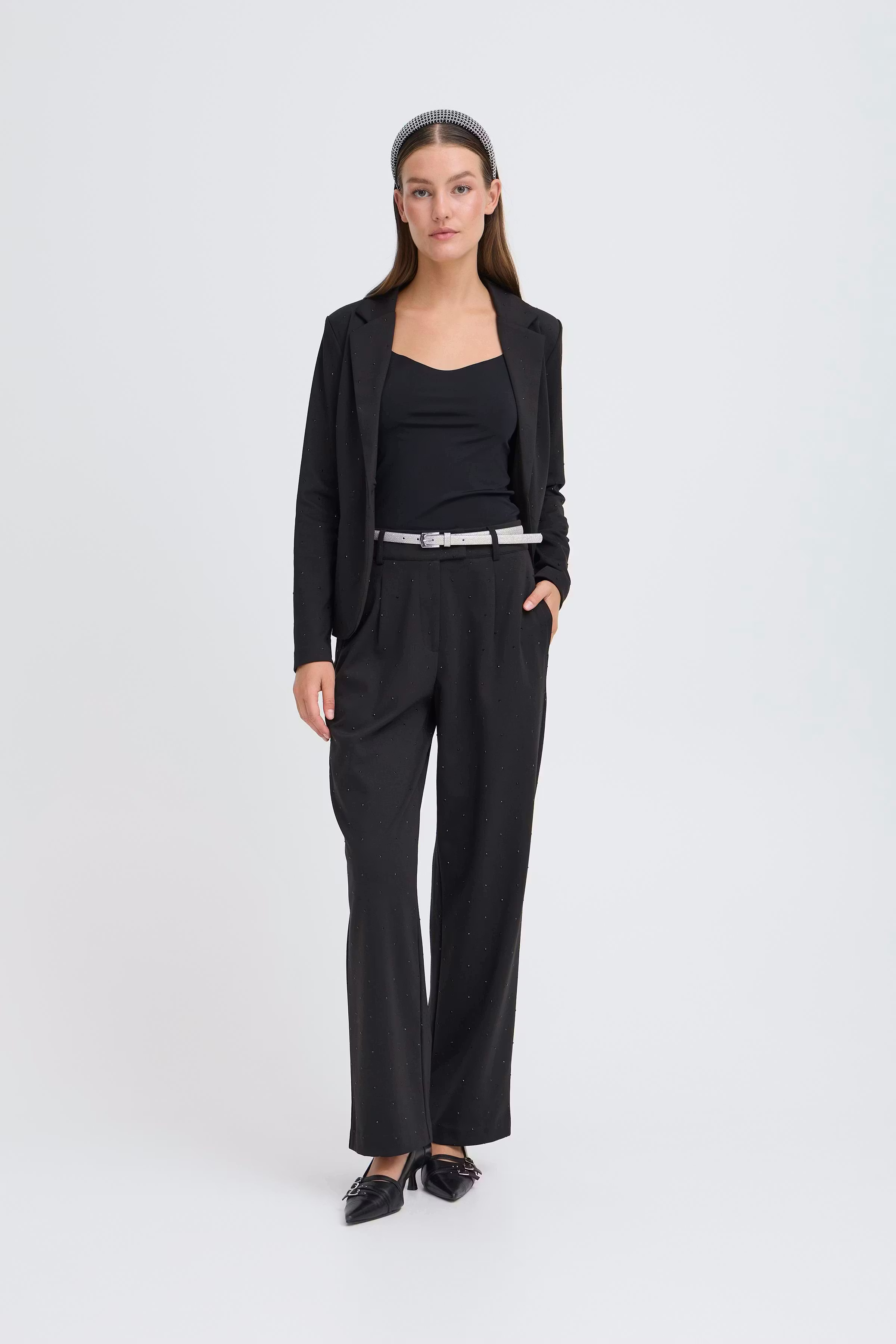 IASUTIN Belte LOOKBOOK FRONT 20120281-145002