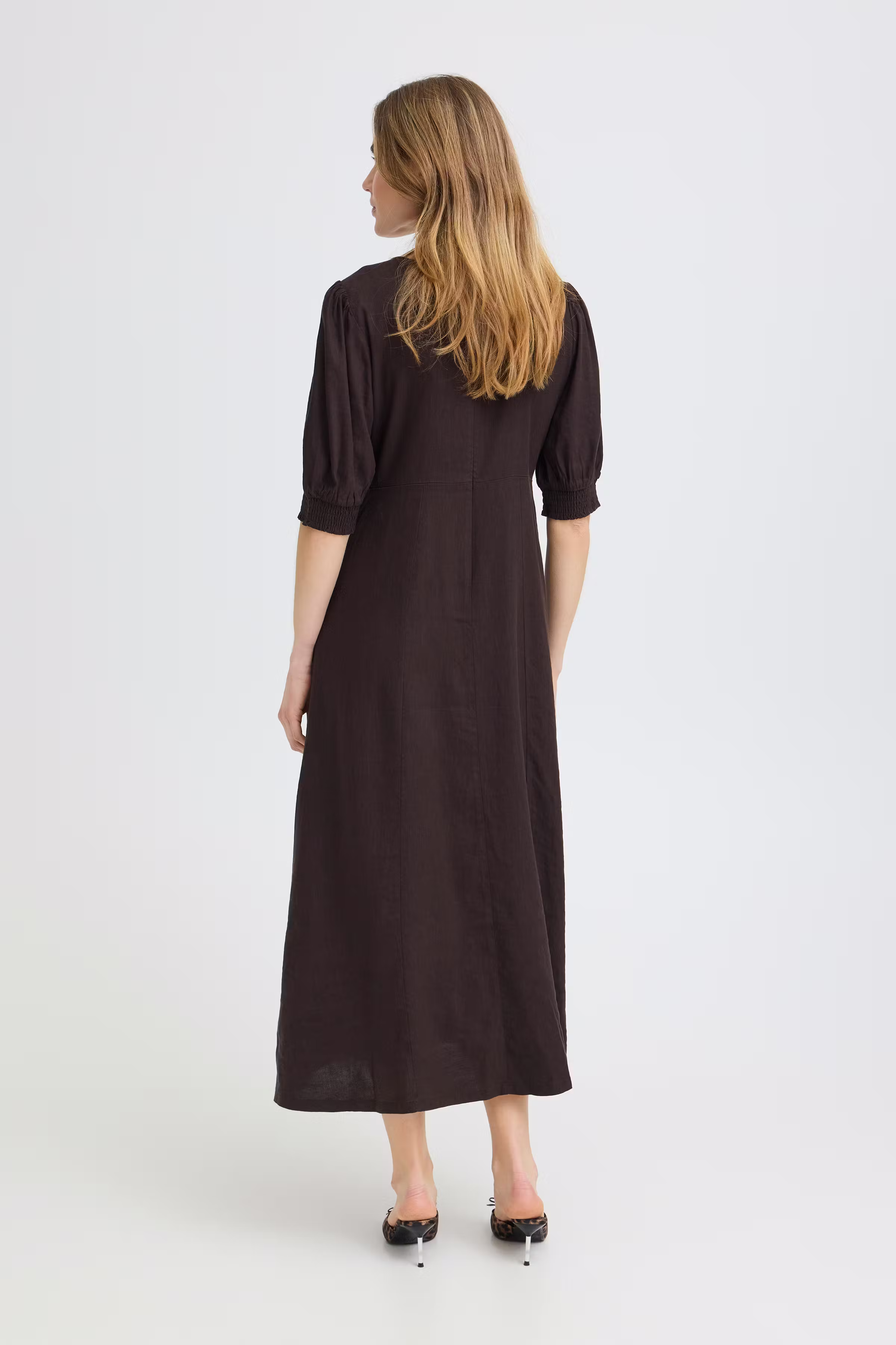 PZLUCA Kleid LOOKBOOK BACK 50210429-191103