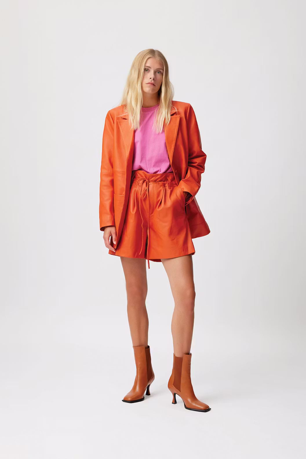 RondaGZ Lederblazer LOOKBOOK FRONT 10906098-181559