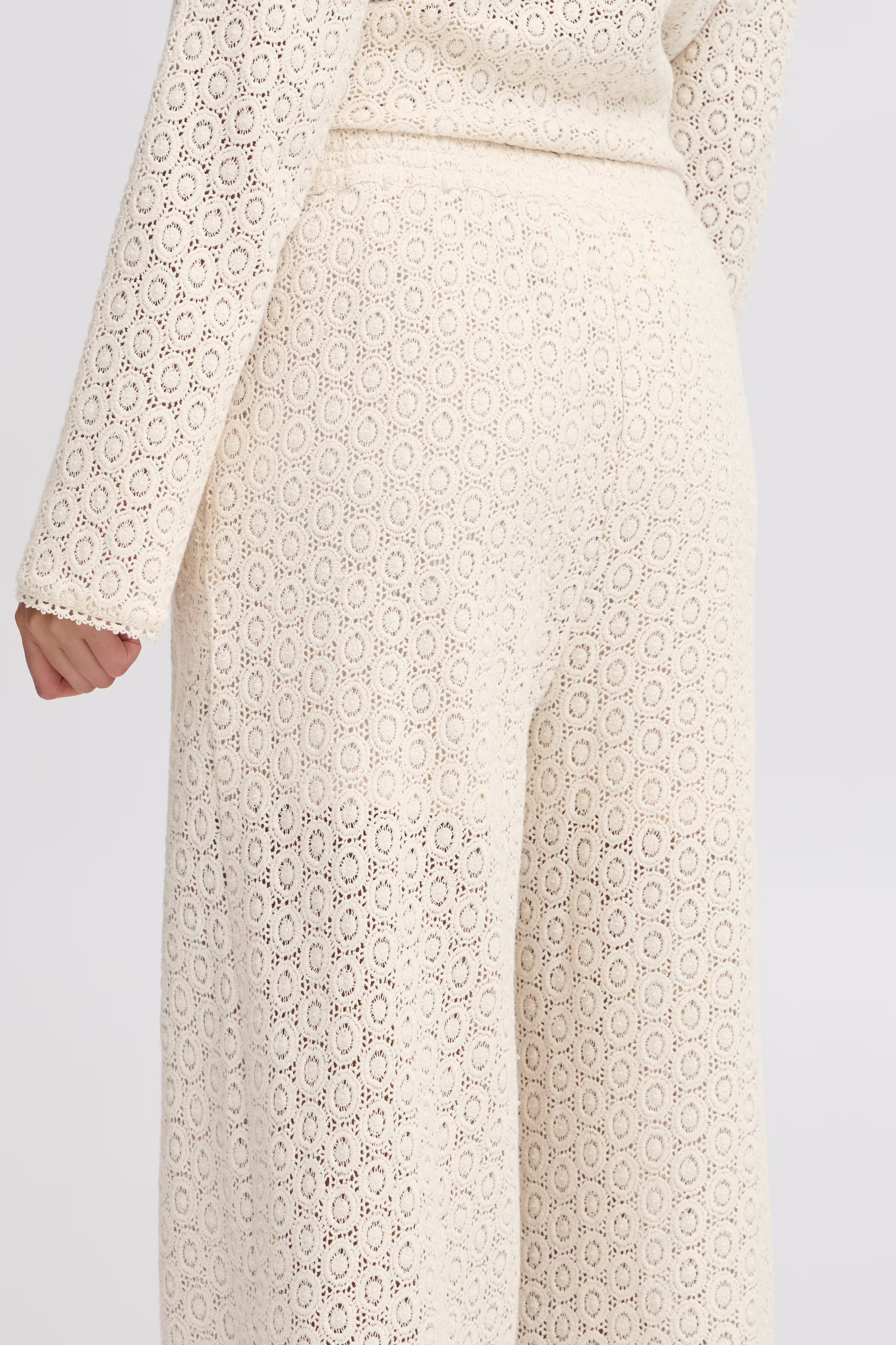 IRSANDRA pants LOOKBOOK DETAIL 20122805-130905