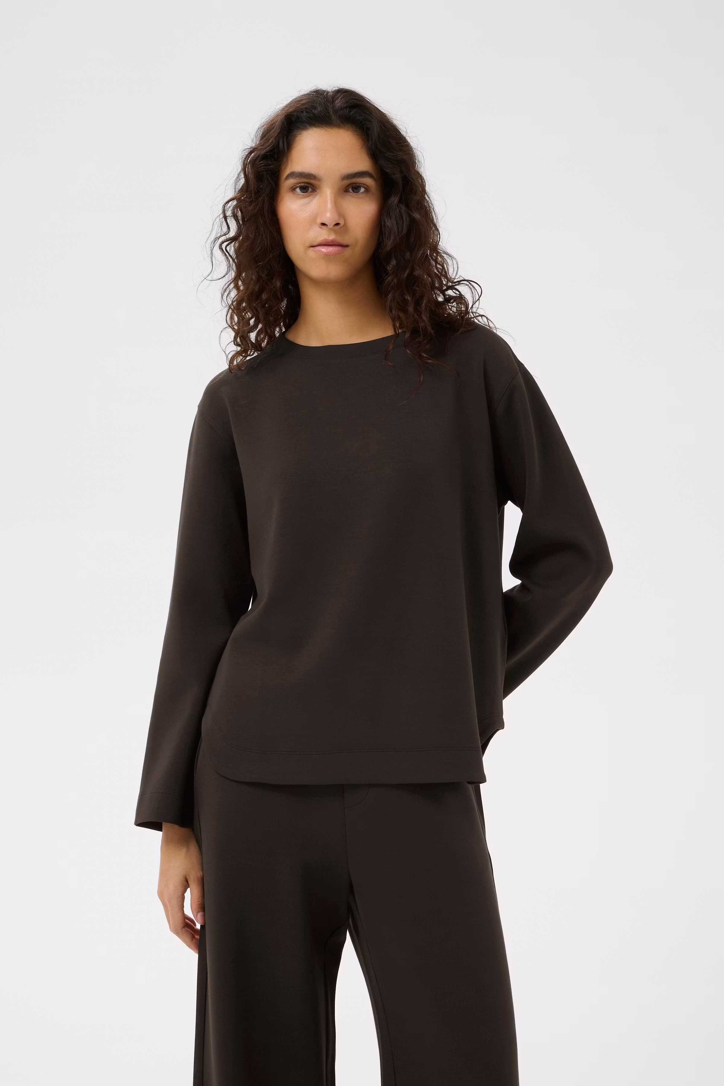 GincentIW Sweatshirt LOOKBOOK FRONT 30108654-191109