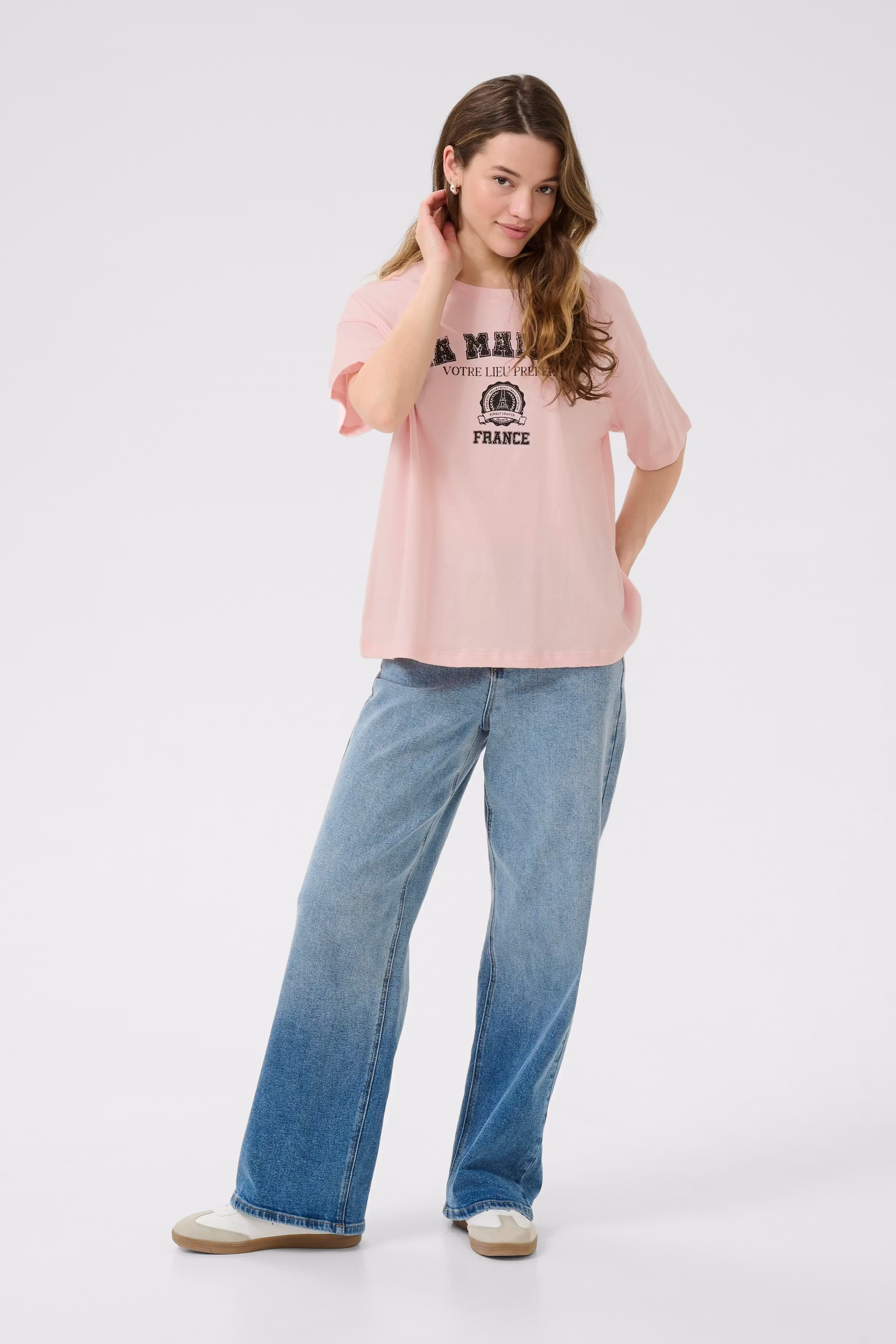 KAwasha T-shirt LOOKBOOK FRONT 10510286-141905