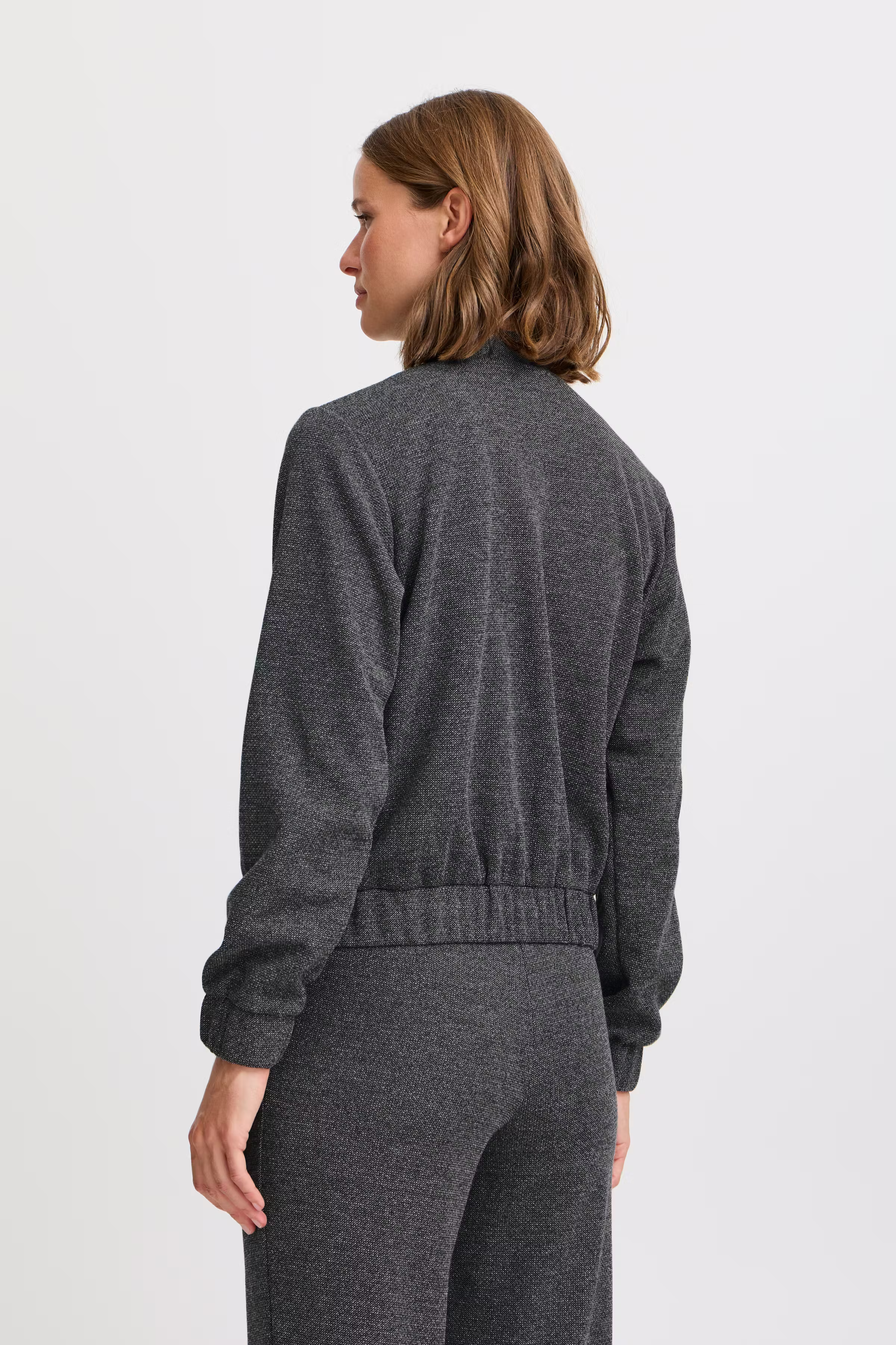 BYROWAN Cardigan LOOKBOOK BACK 20815724-200452