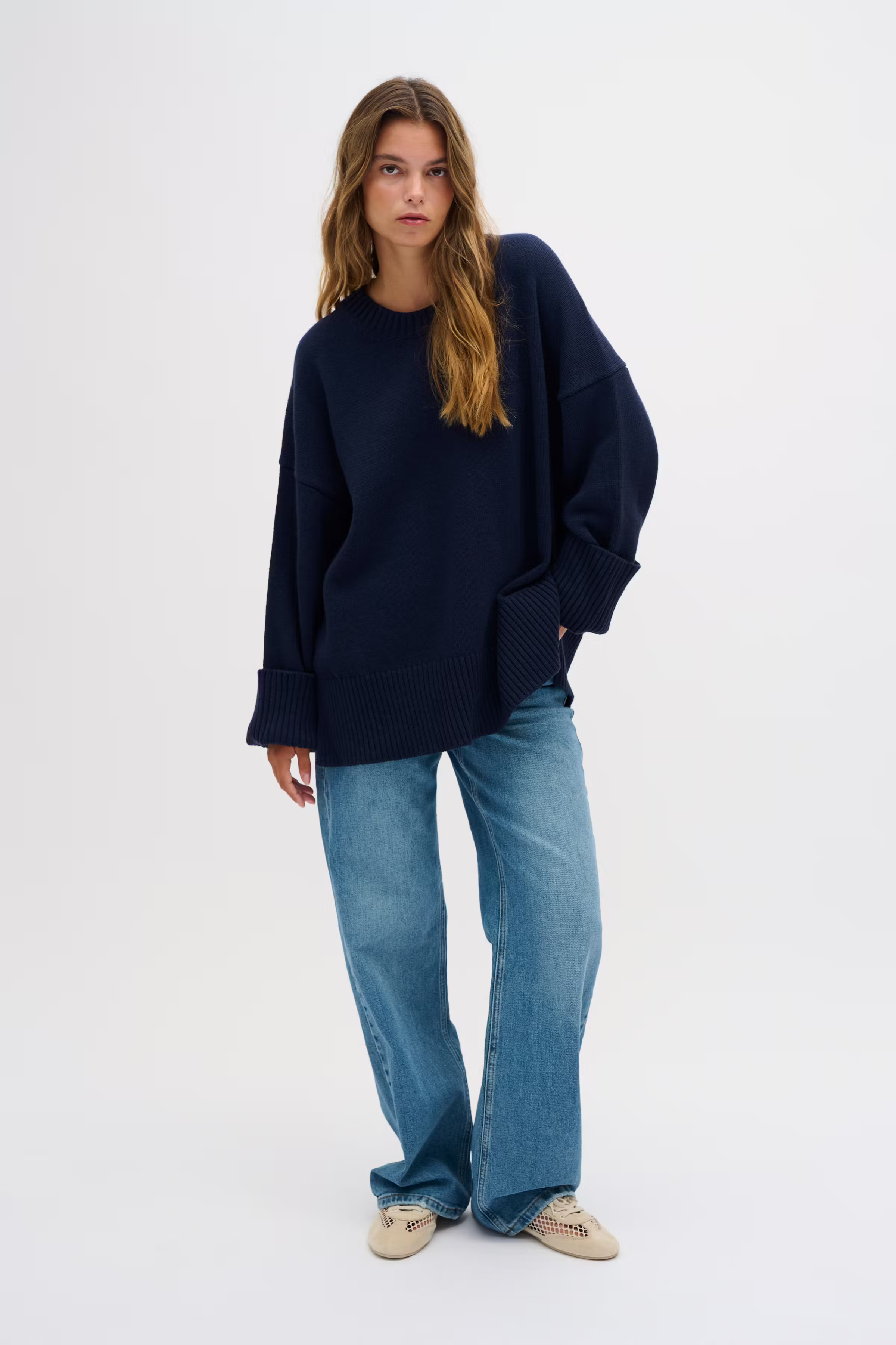 CopenhagenMW Crewneck LOOKBOOK FRONT 10704984-107018