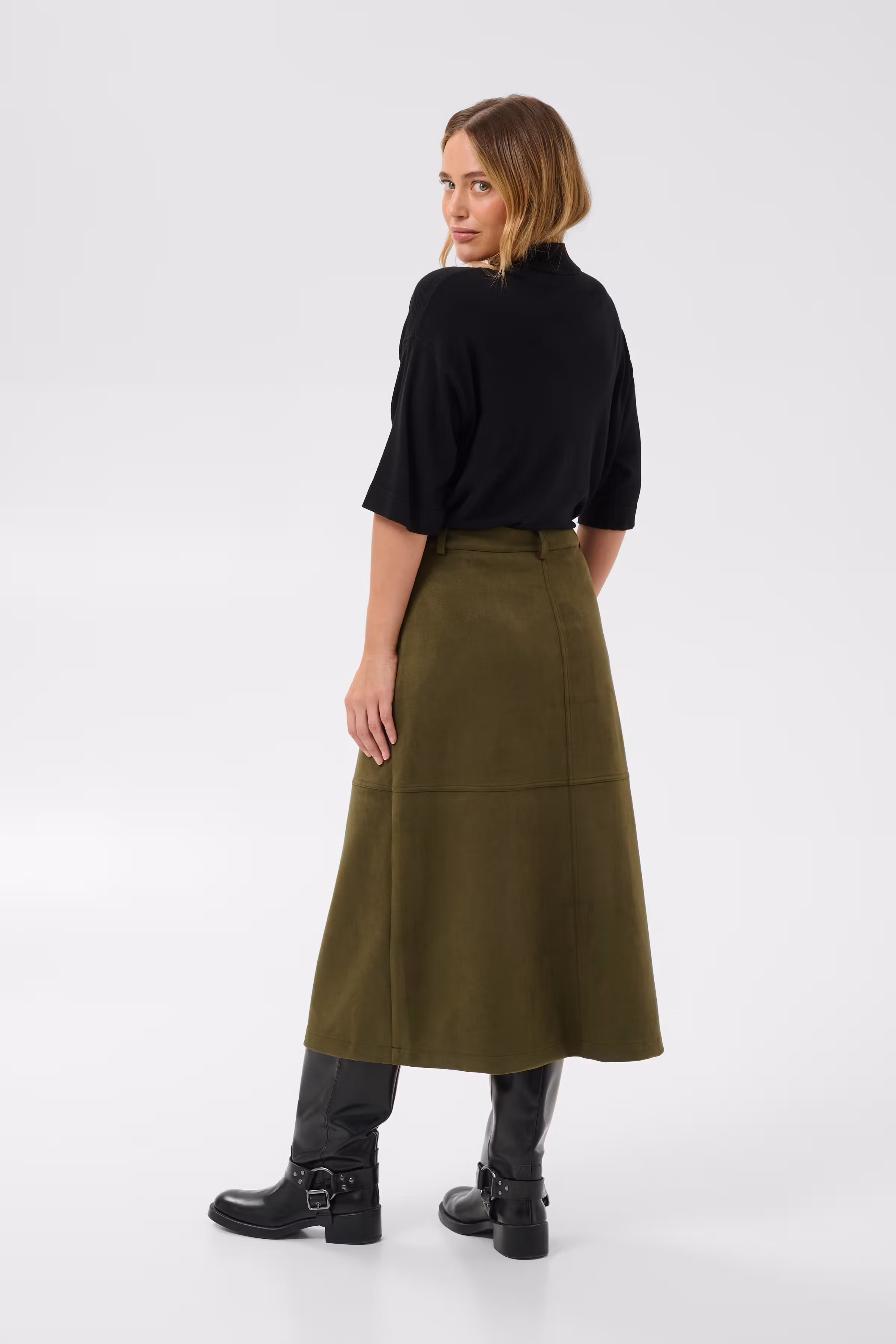 KAaster Skirt LOOKBOOK BACK 10513228-1000819
