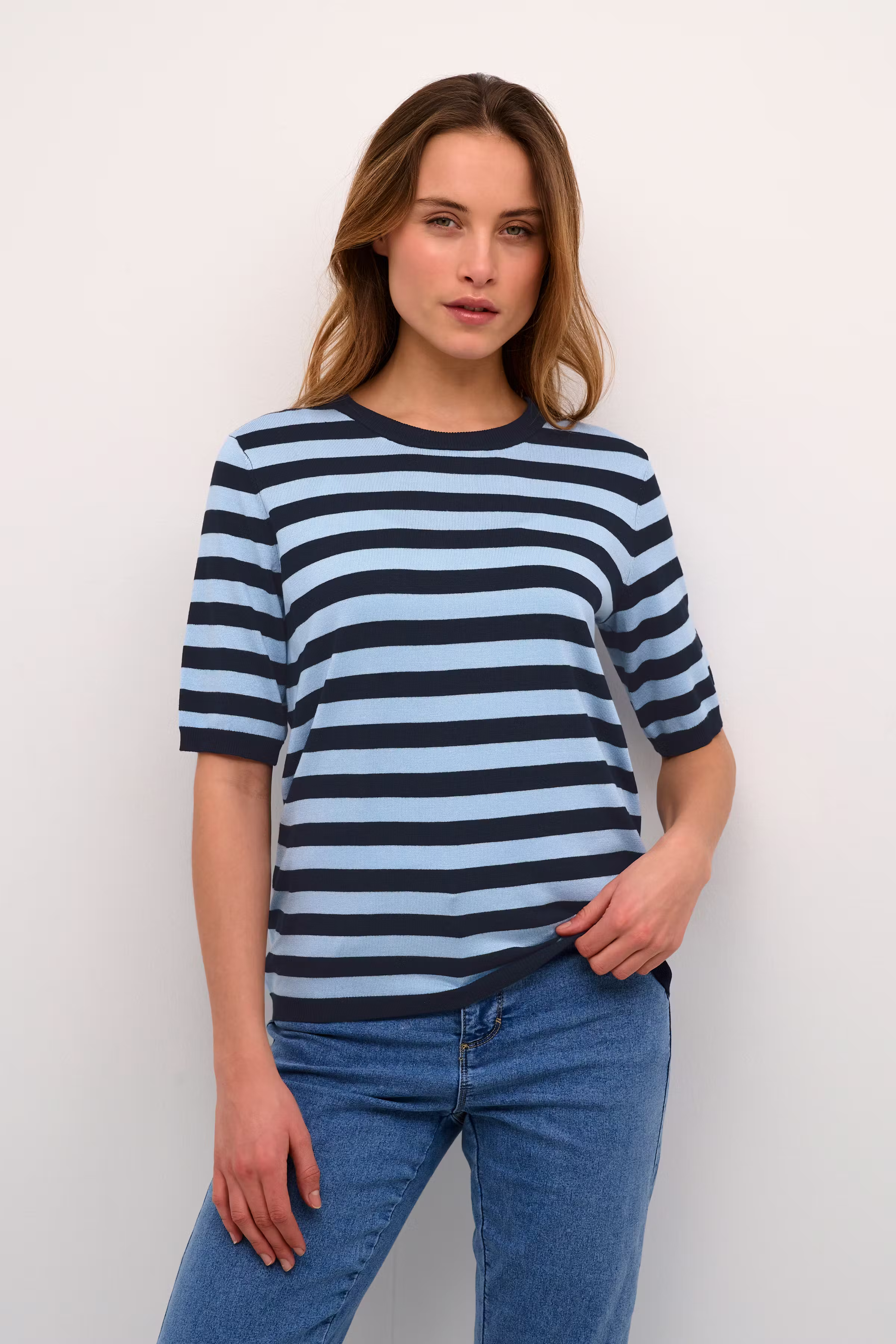 KAmilo Striktrøje LOOKBOOK FRONT 10507319-106258