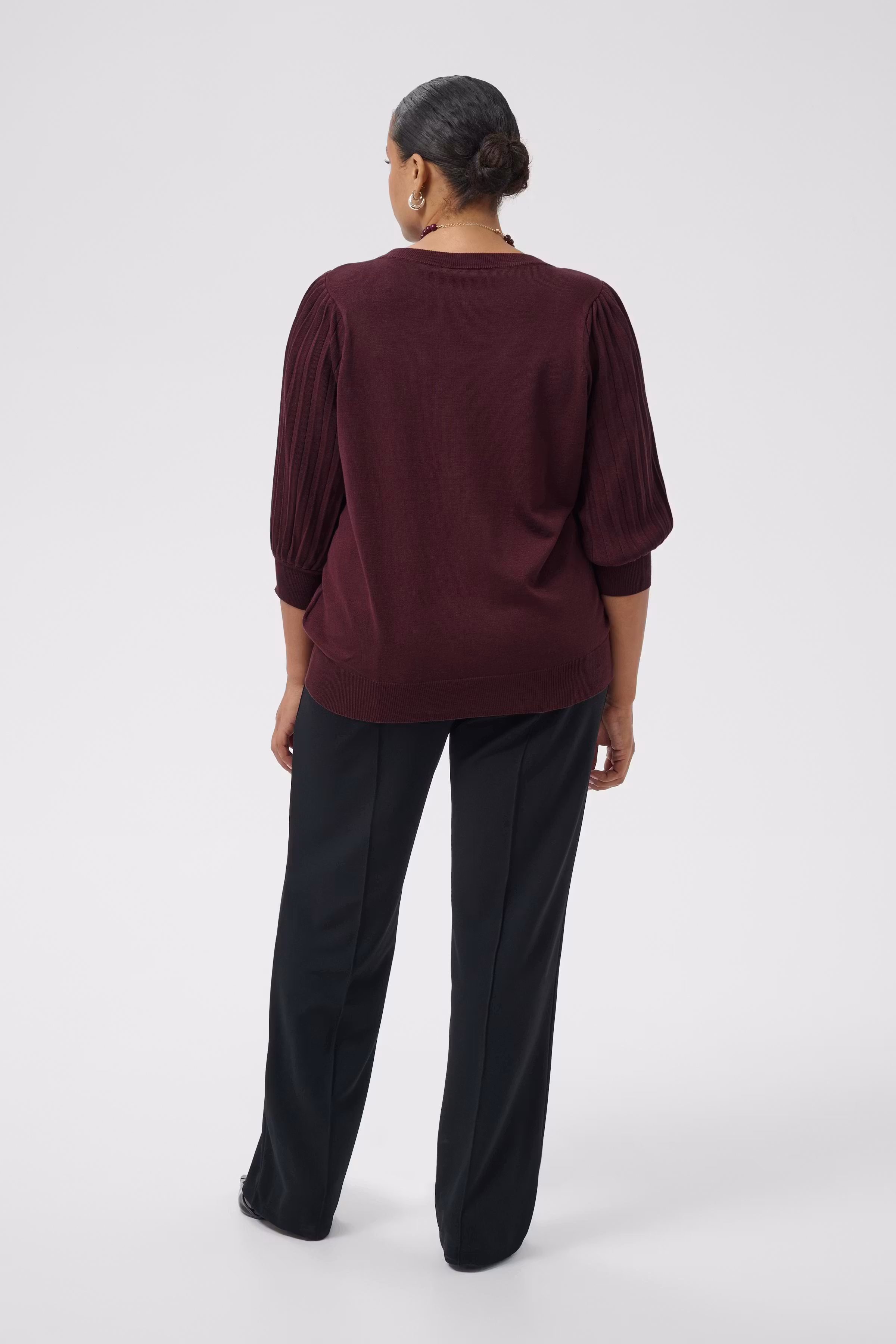 KCloni Pullover LOOKBOOK BACK 10584454-191619