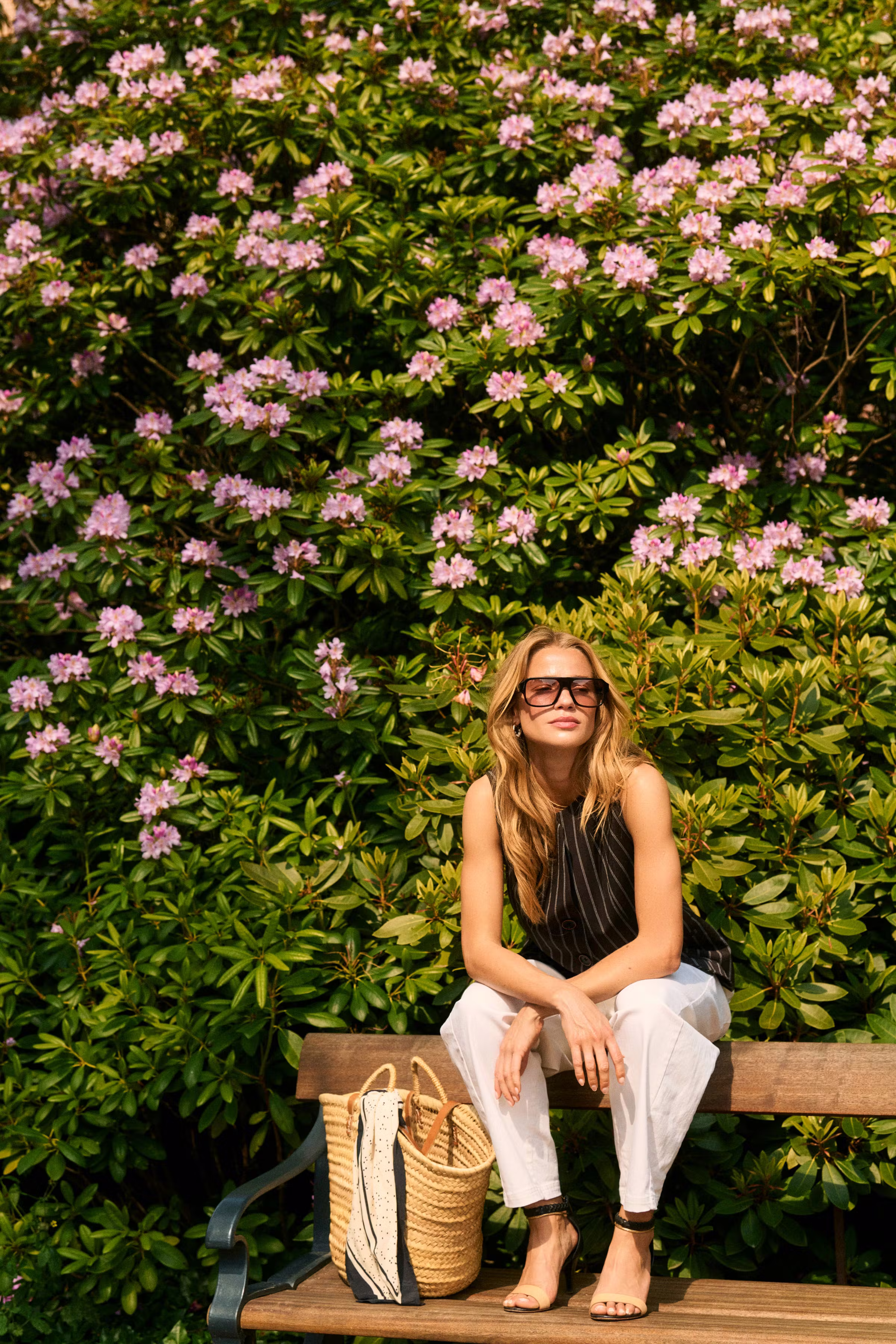 PanteleaSZ Weste LOCATION NONE 30514942-191106