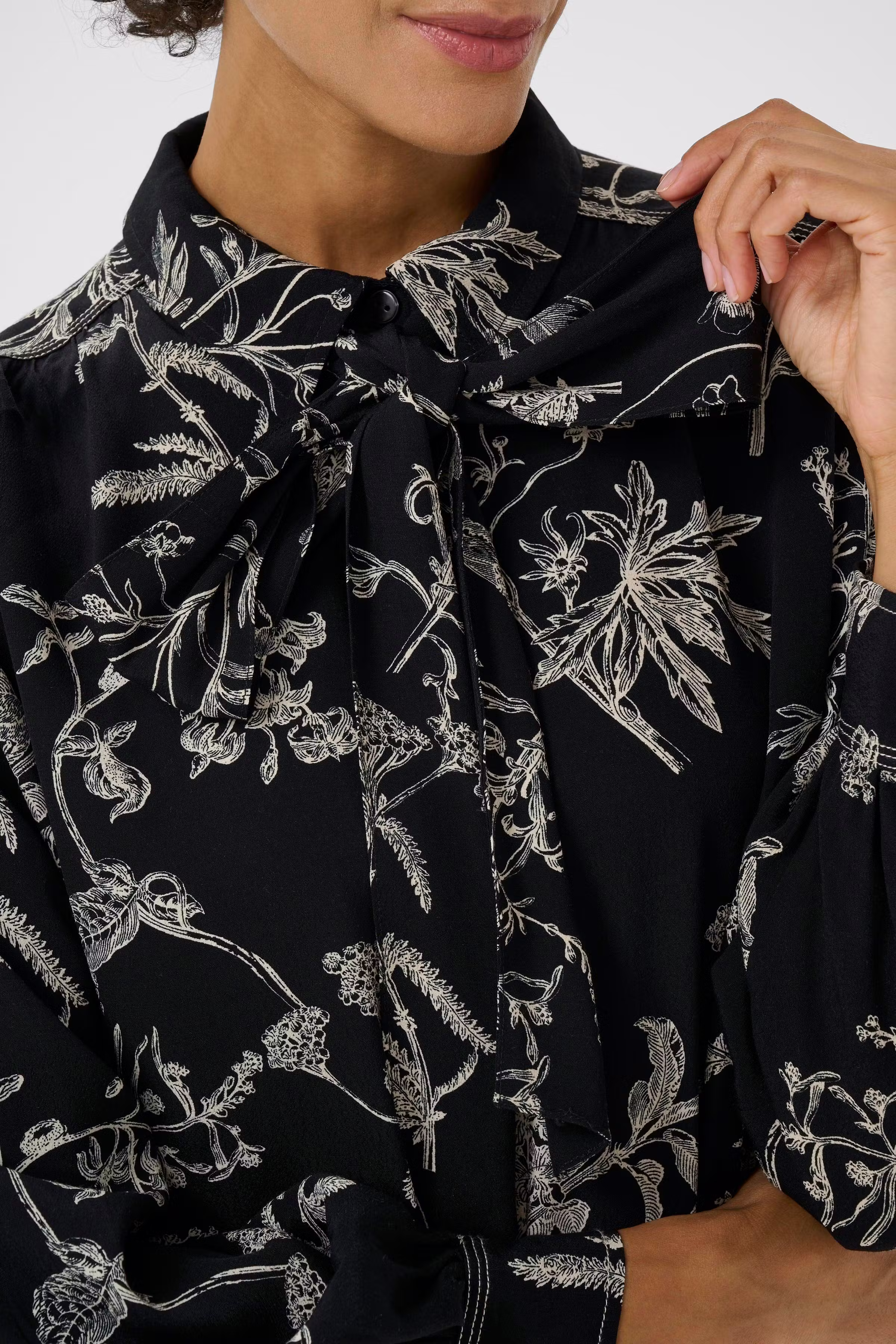 SanesPW Kleid LOOKBOOK DETAIL 30310007-304209
