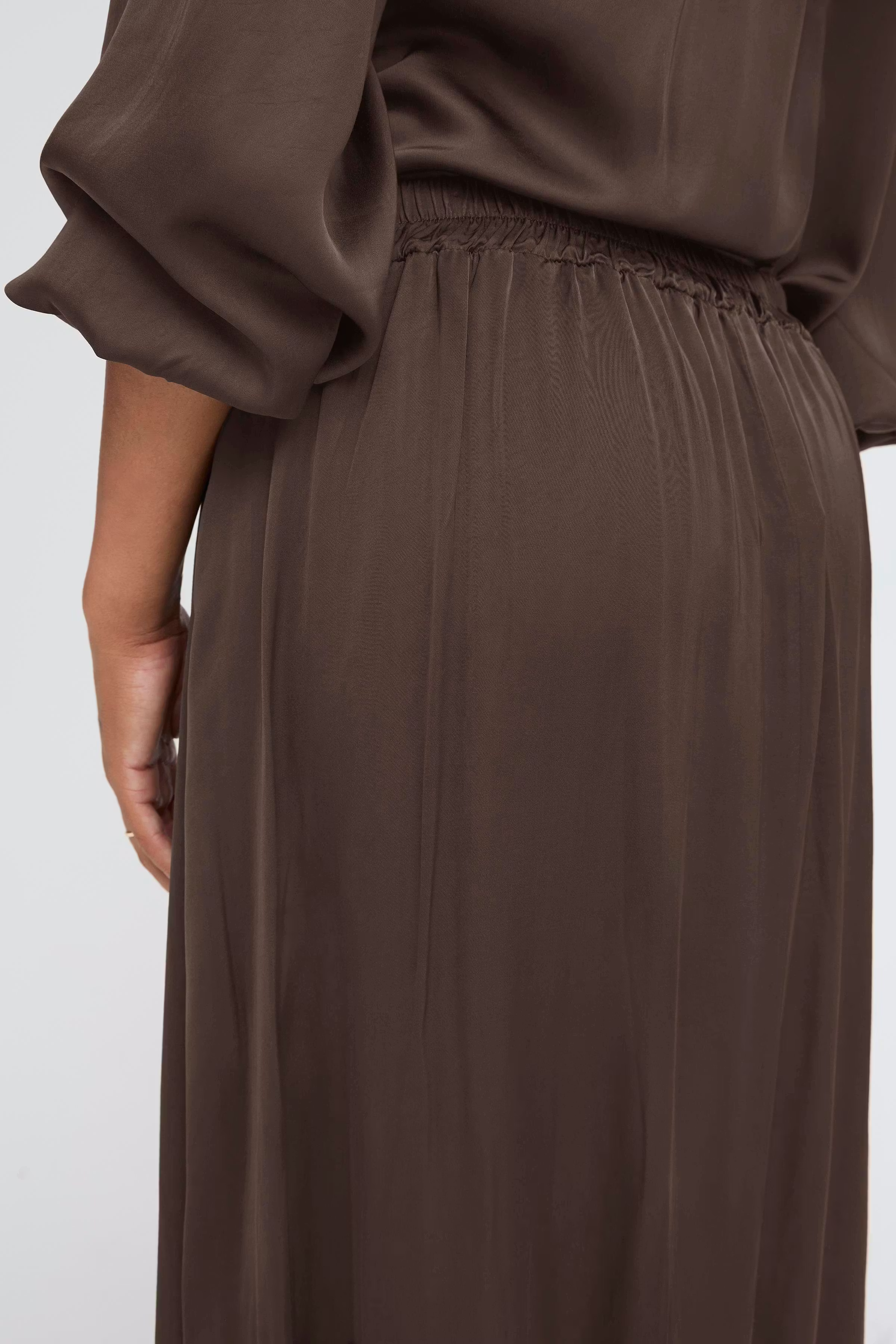 SBOLIVIA Skirt LOOKBOOK DETAIL 22101106-191109