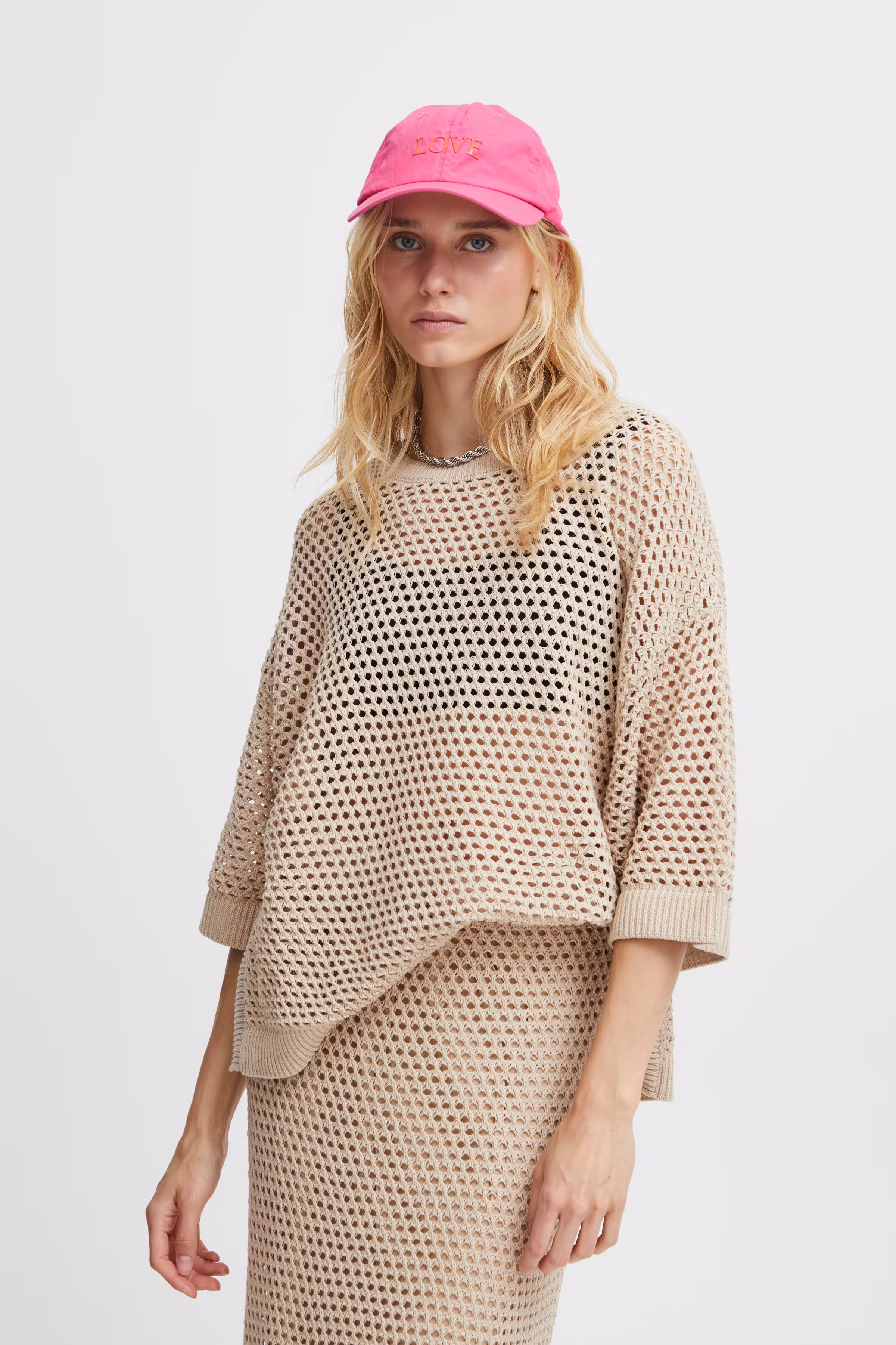 IASUSAIN Hoed LOOKBOOK FRONT 20120524-172625