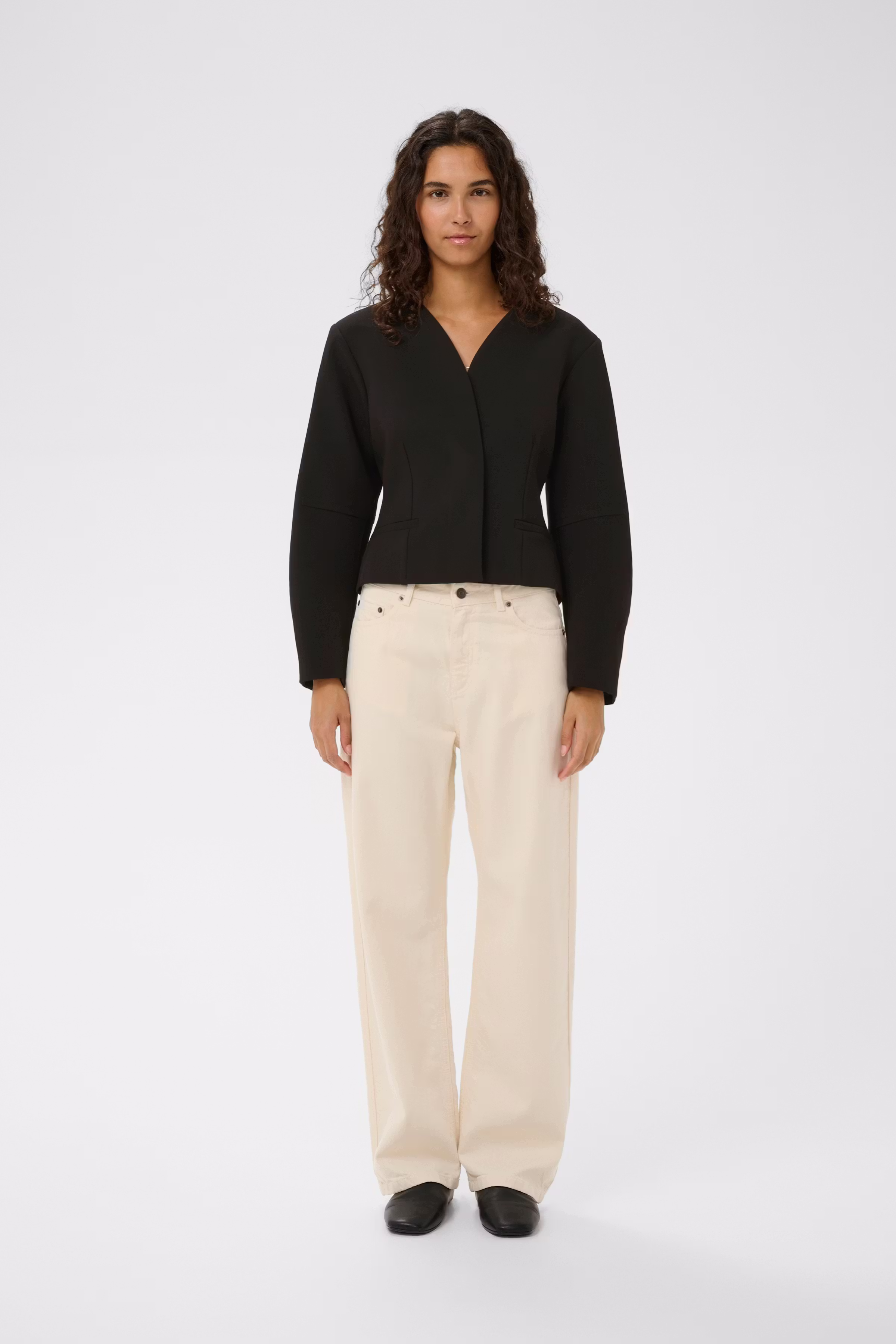 CHAYCEIW Blazer LOOKBOOK FRONT 30112373-194008