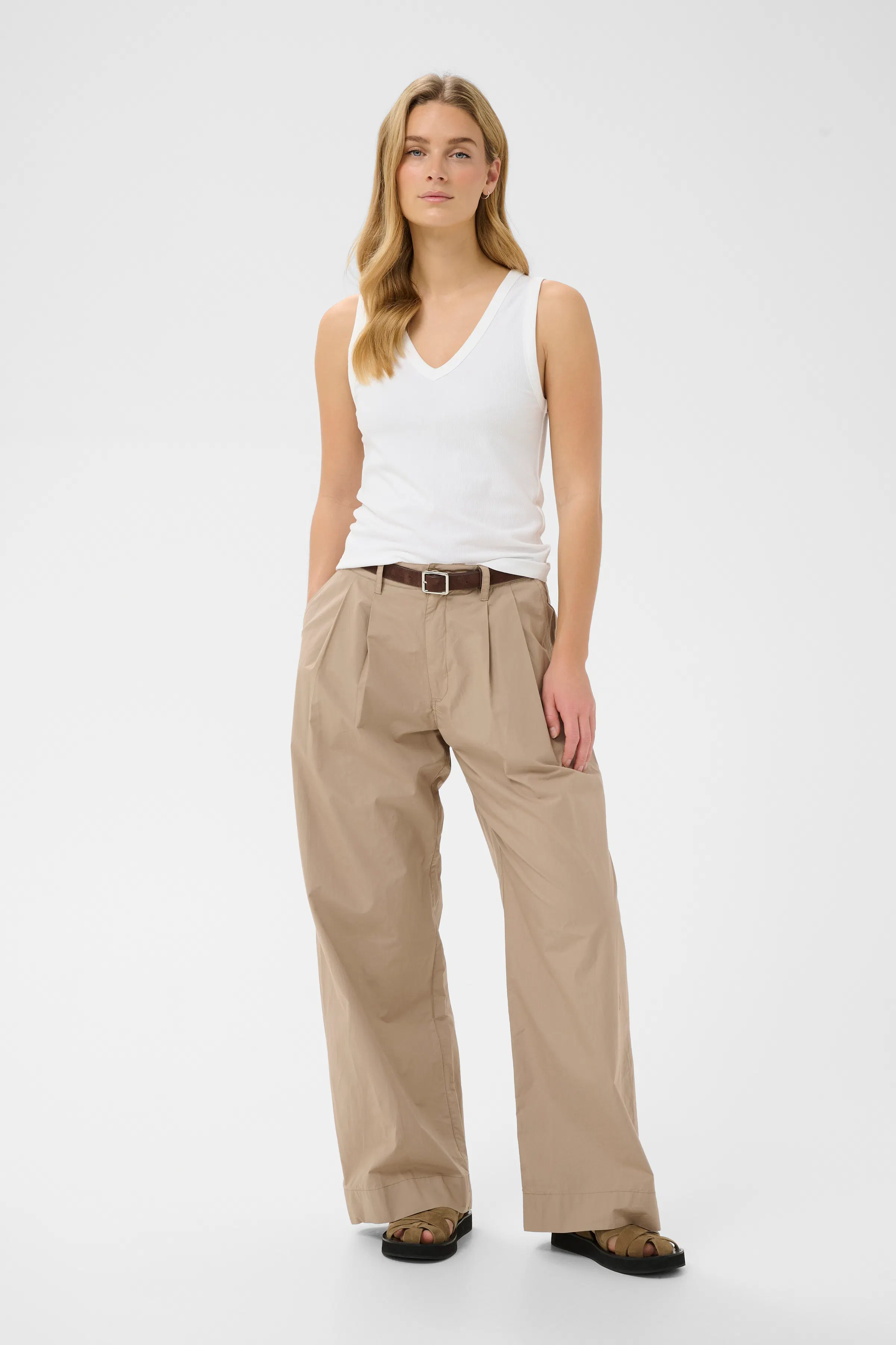 NikkiaPW Top LOOKBOOK FRONT 30309369-110601