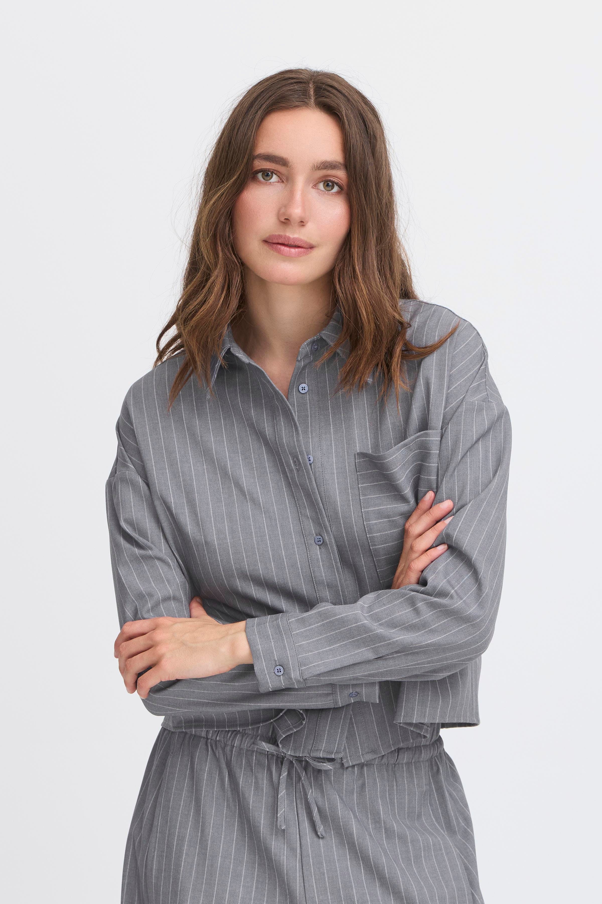 IXTRINE shirt LOOKBOOK FRONT 20123489-163916