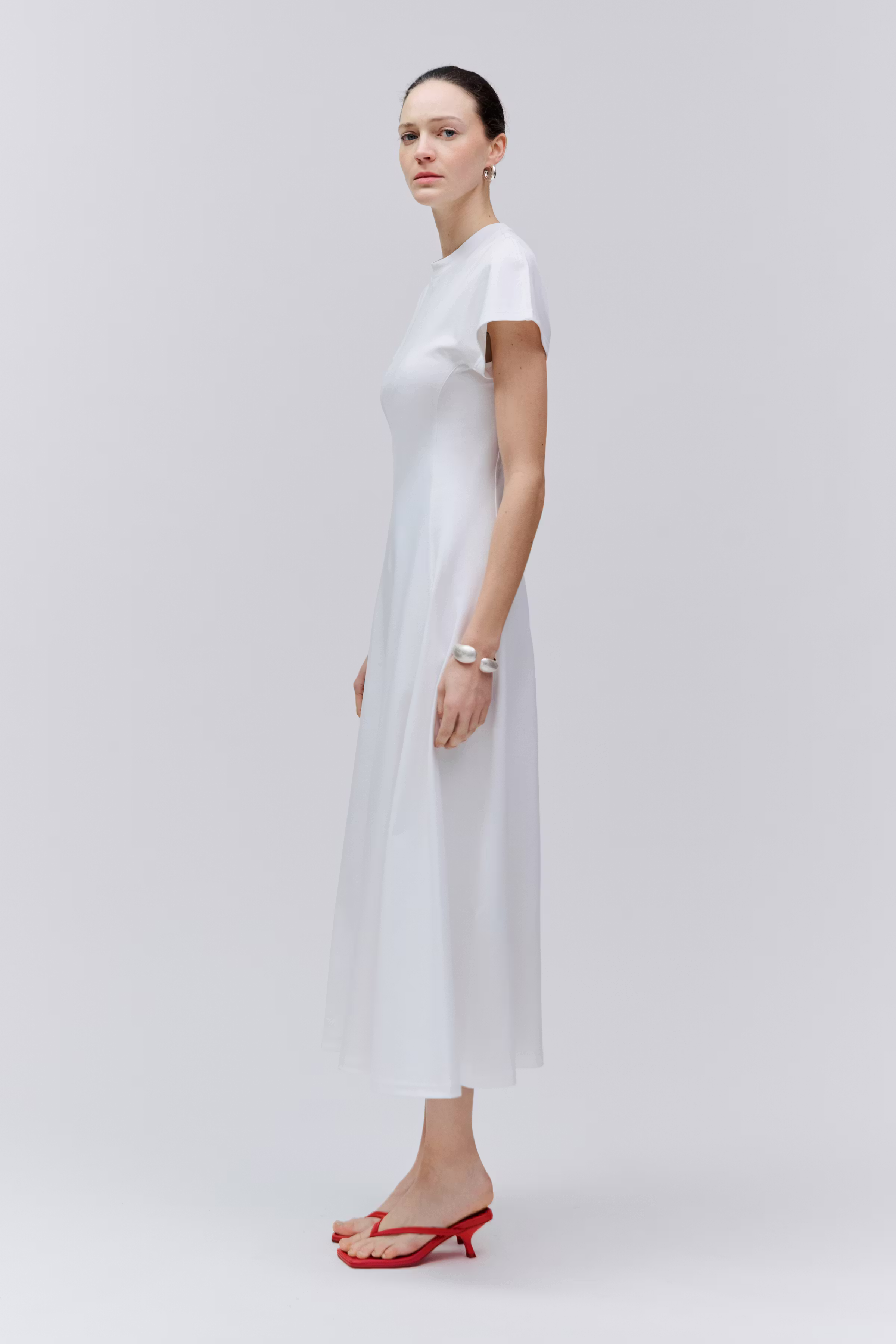 IOONDYNE Kjole LOOKBOOK FRONT 30600671-WH001