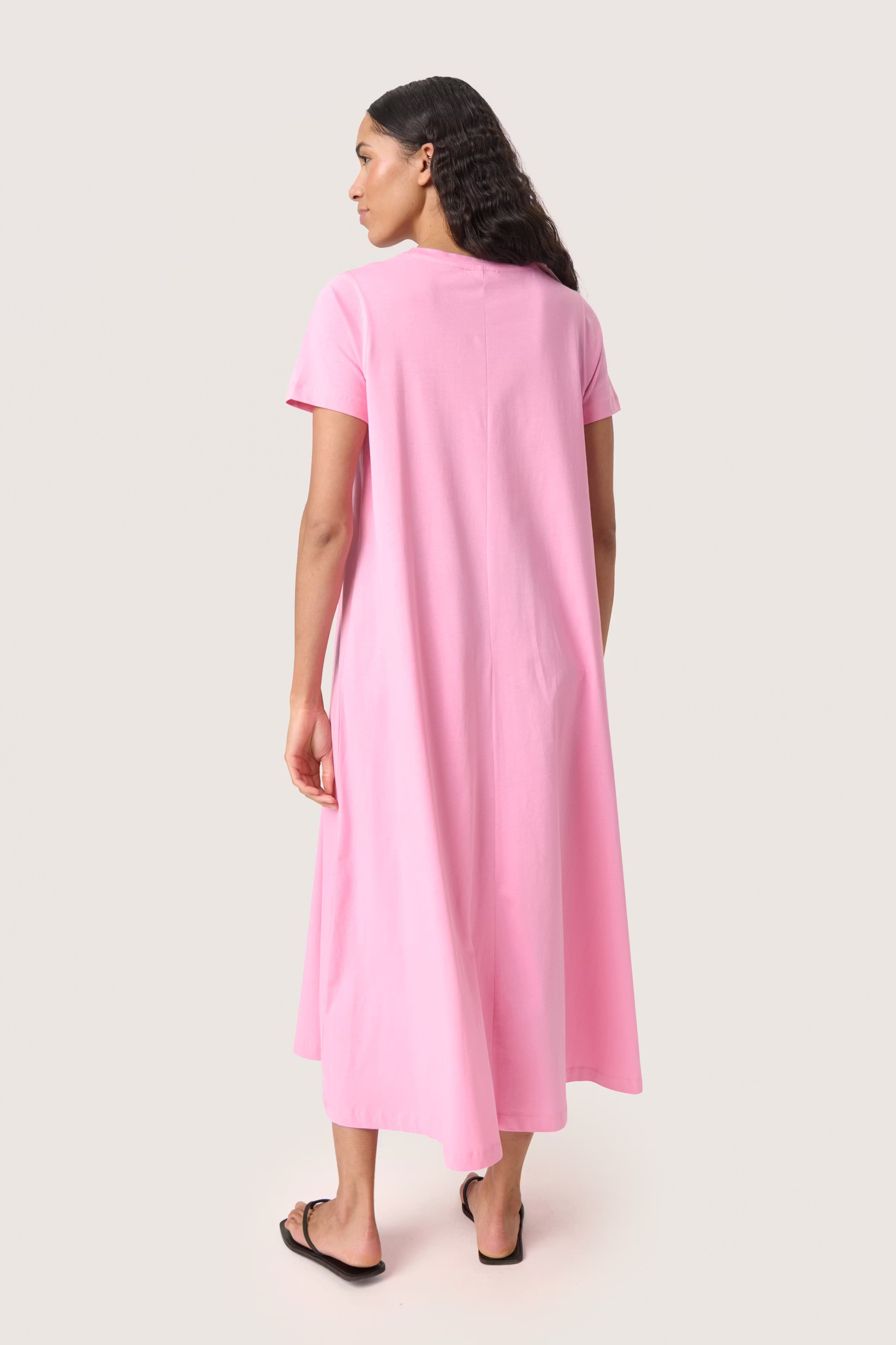 SLAeve Dress LOOKBOOK BACK 30408198-152214